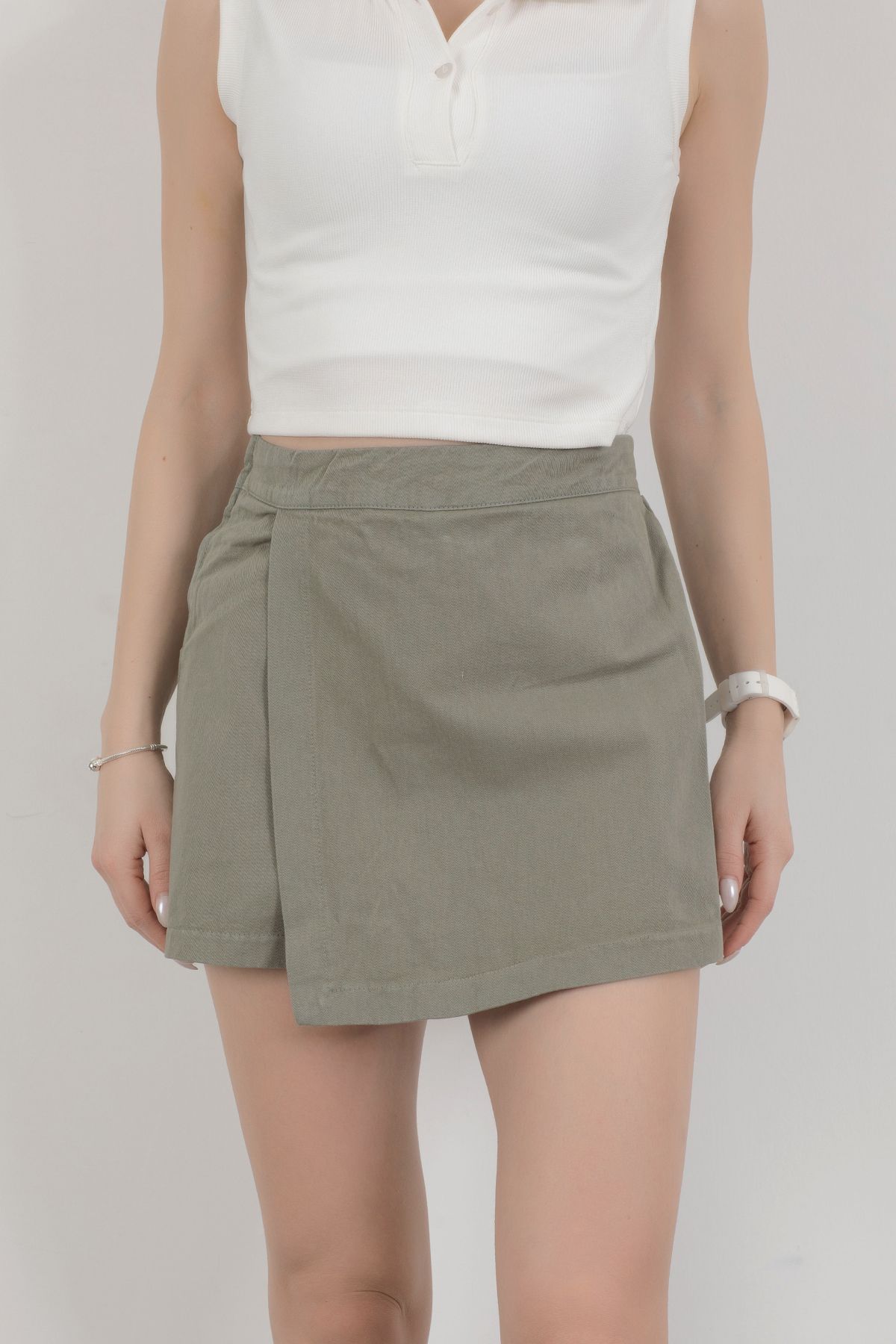 GİYSA-Khaki Women's Shorts Skirt - Elastic Waist and Side Zip - 4411 4