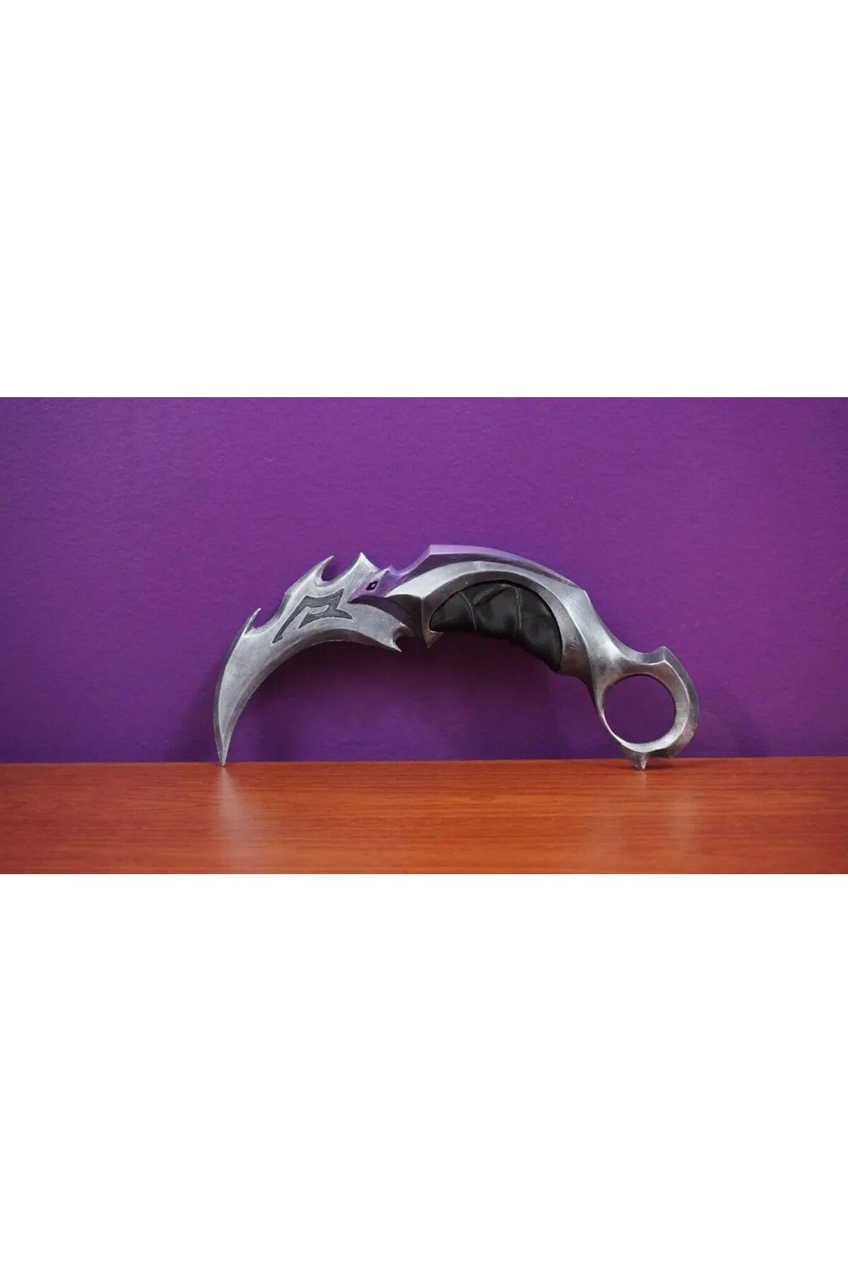 3D ilara Plastik Kaarambit Figürü