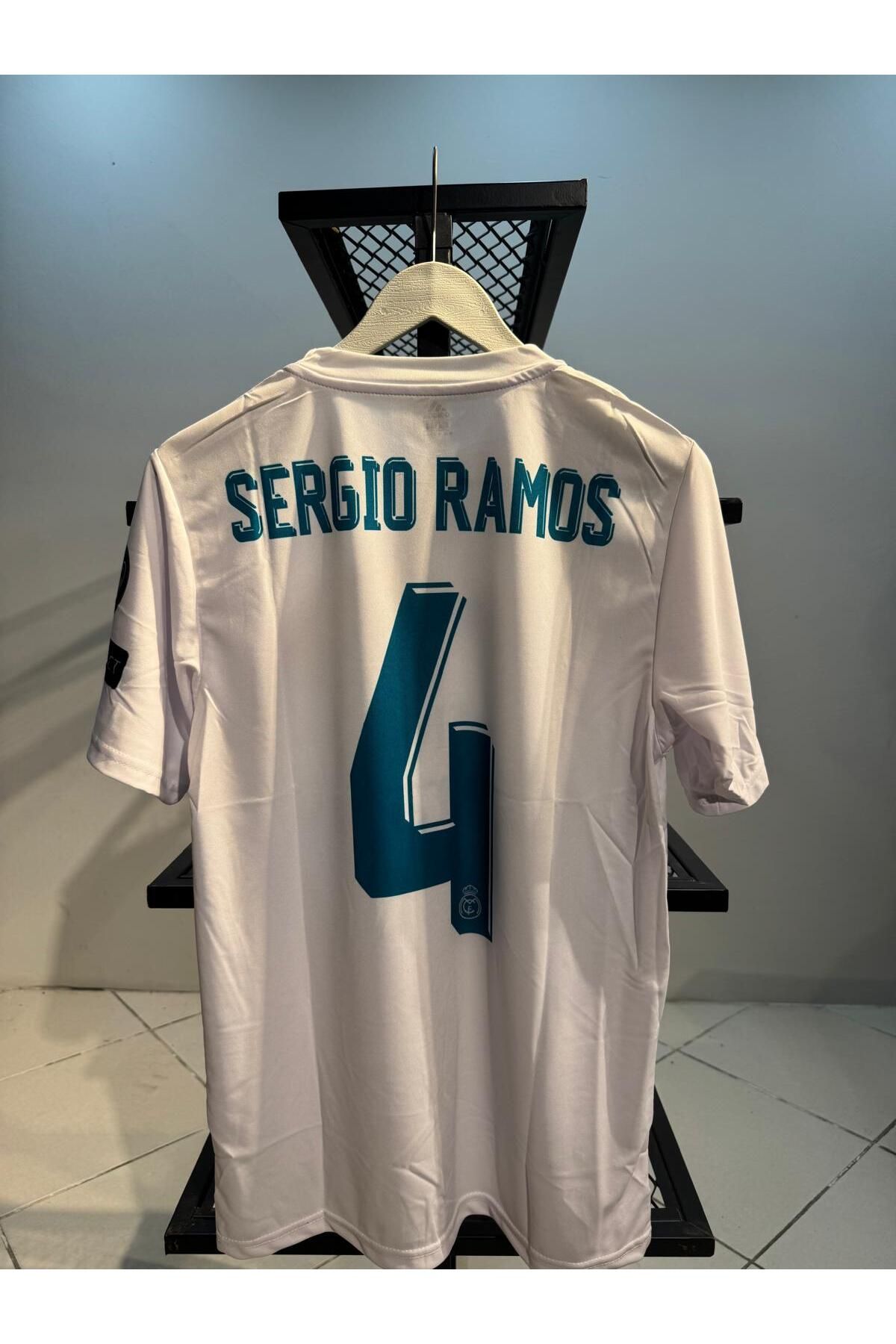 ZİLONG REAL MADRİD SERGİO RAMOS 2018/19 SEZON BEYAZ FUTBOL FORMASI