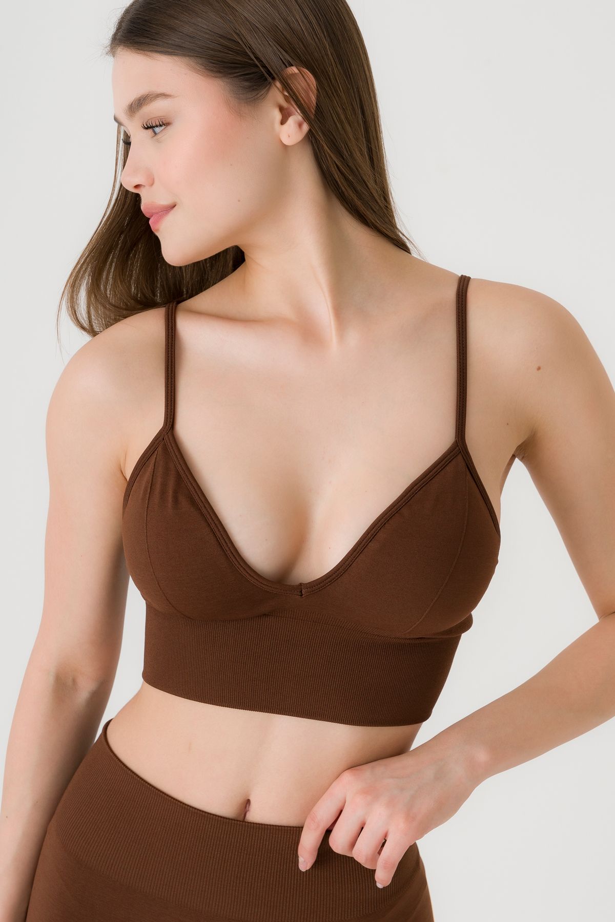 MODA askılı dikişsiz (seamless) göğüs kaldırma toparlayıcı kadın spor crop top bra sütyen