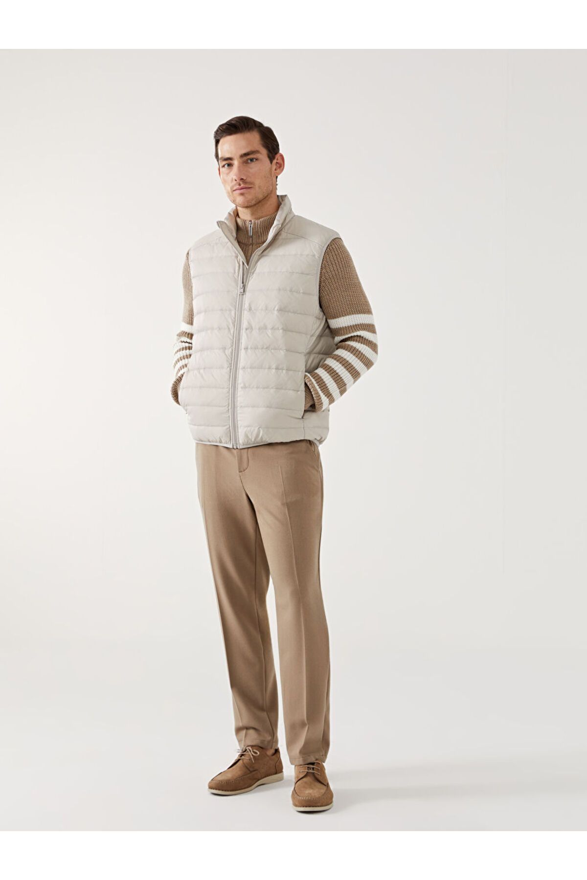 LC Waikiki-Standard Mold Stand Collar Men's Puffer Vest 2