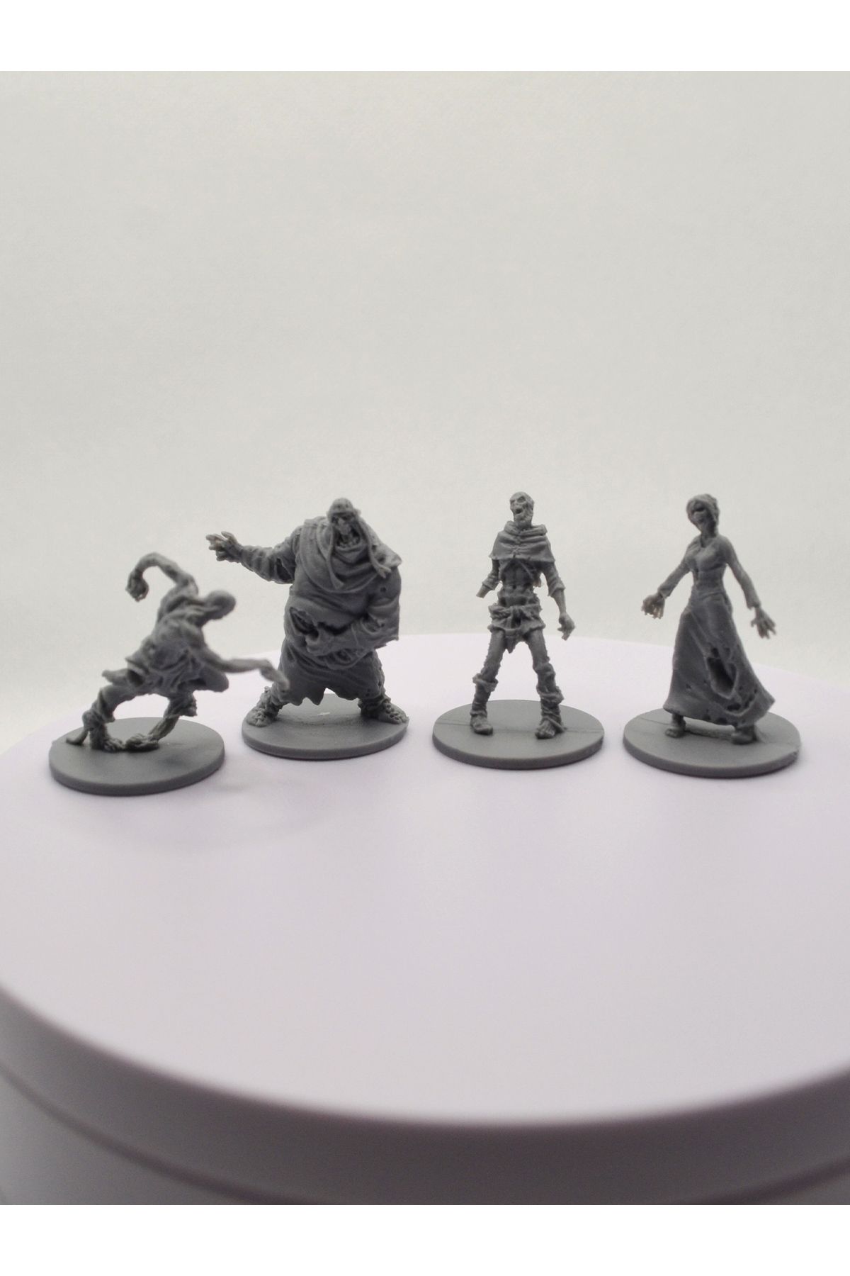 DiceLand 3D Baskı Mini Figür Seti - 4'lü Undead Zombi Set 1