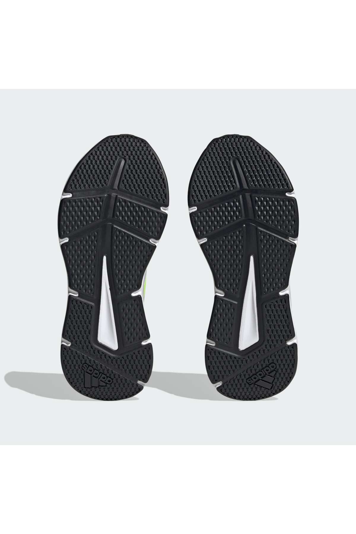 کفش دو و تمرین نقره‌ای زنانه 6 W در حال رانینگ adidas