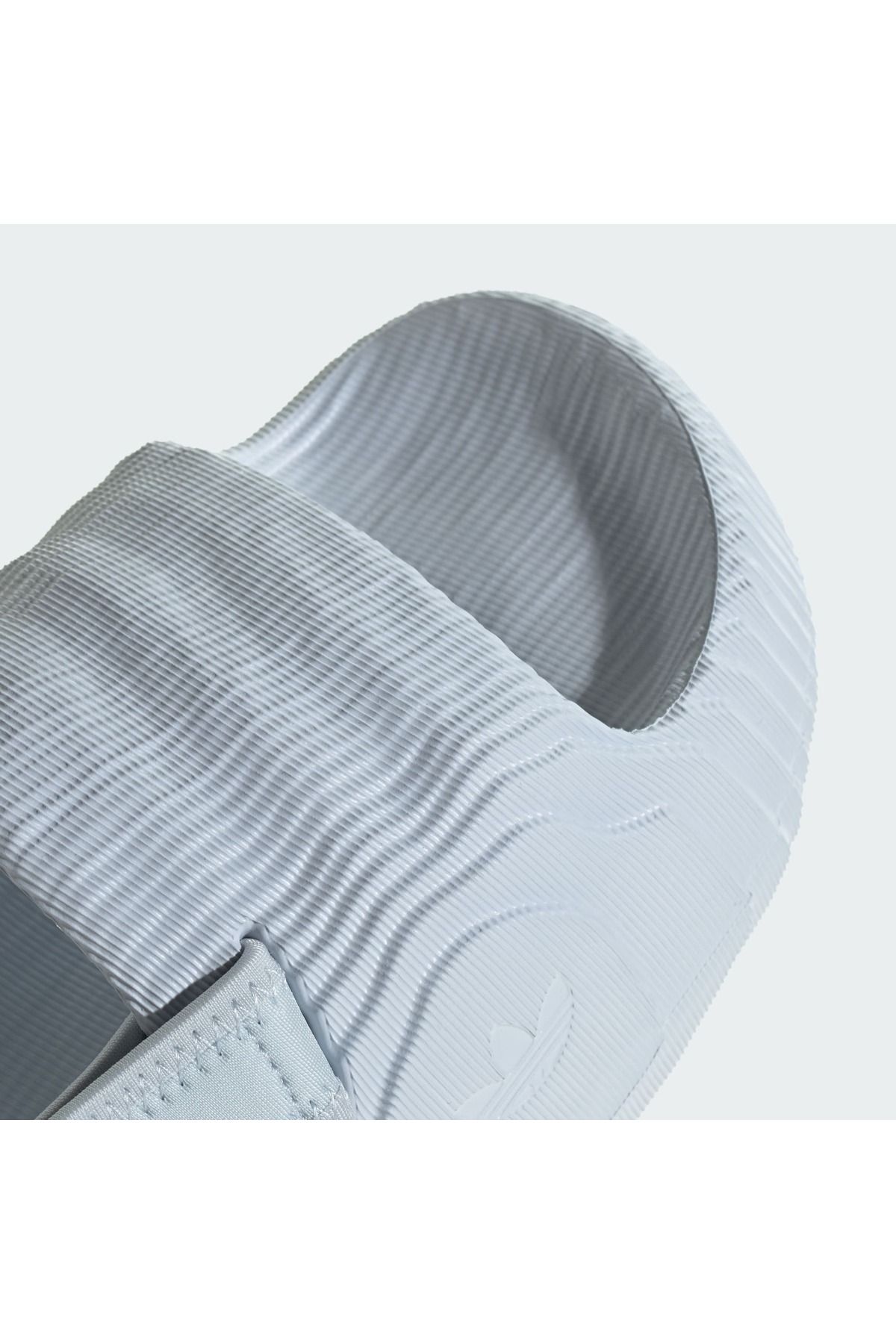 صندل سفید زنانه 22 دمپایی XLG در منصفانه adidas