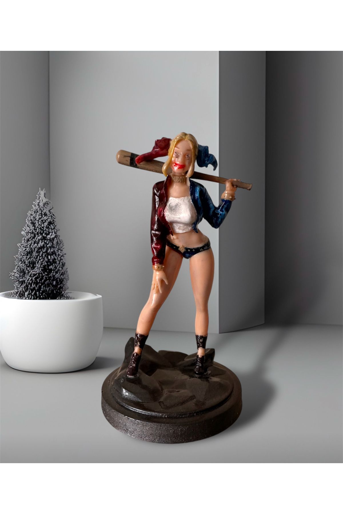 Elyce DC Harley Quinn 3D Figür (Stantlı)