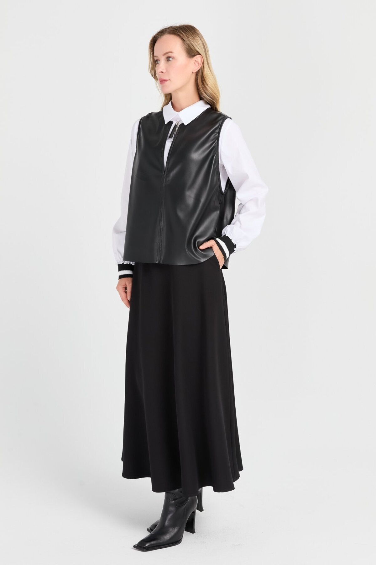 Esswaap-Black Leather Suede Shirt and Skirt Set 3