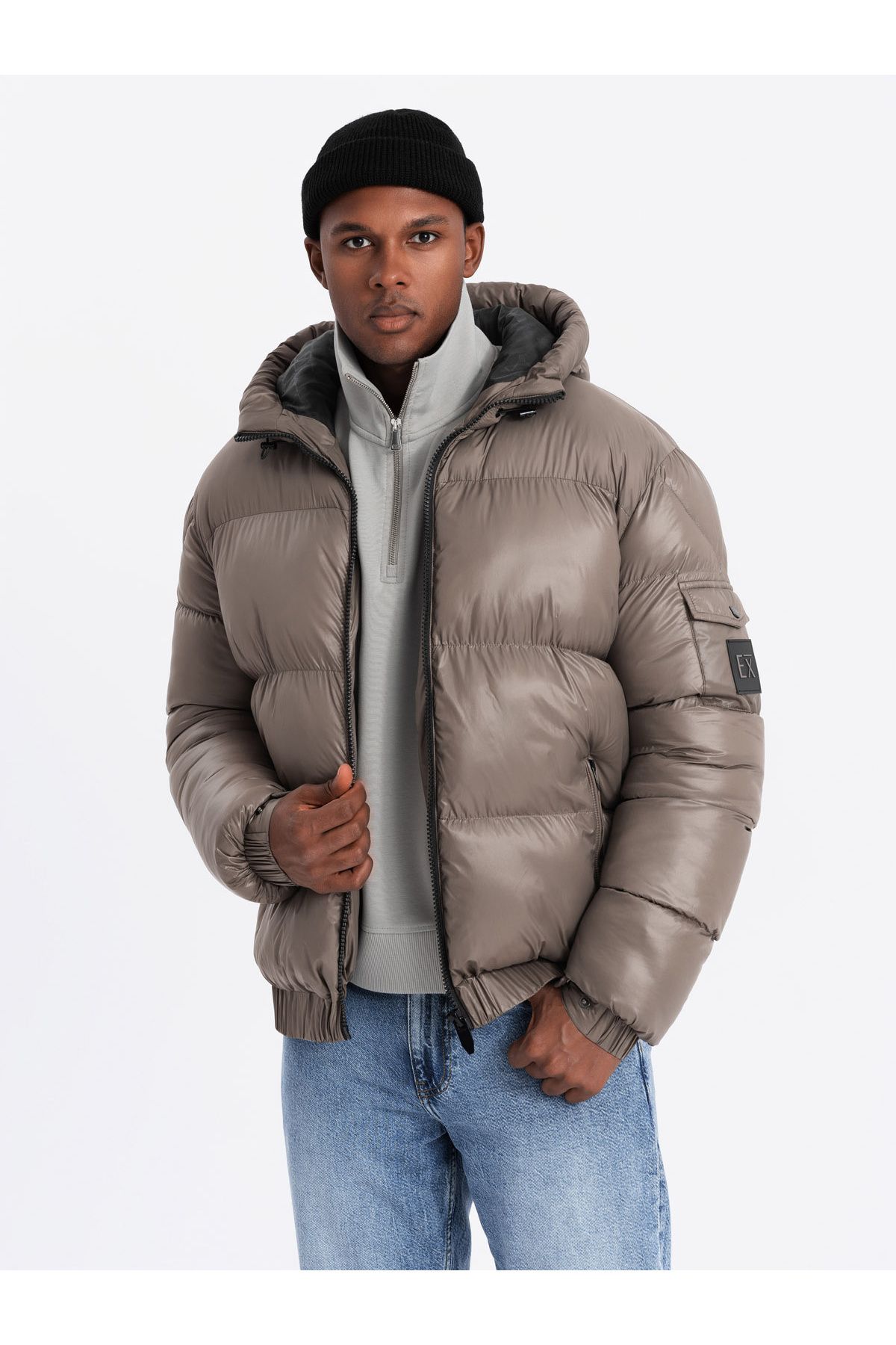 OMBRE-Ζεστό ανδρικό puffer jacket με βελονιές - σκούρο μπεζ V3 OM-JAHP-0207 L 1