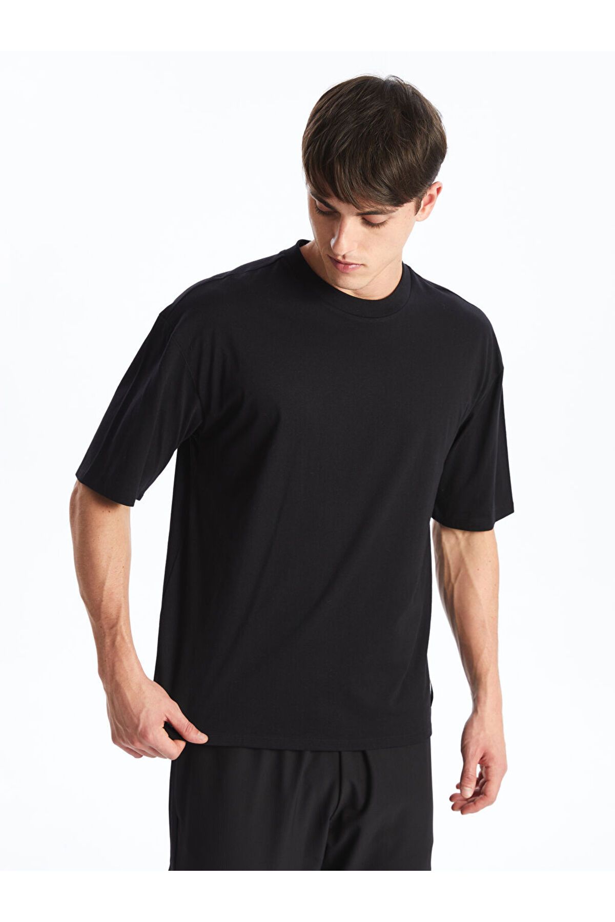 LC Waikiki Yeni Sezon Bisiklet Yaka Kisa Kollu Erkek Spor Tisort - S52622Z8