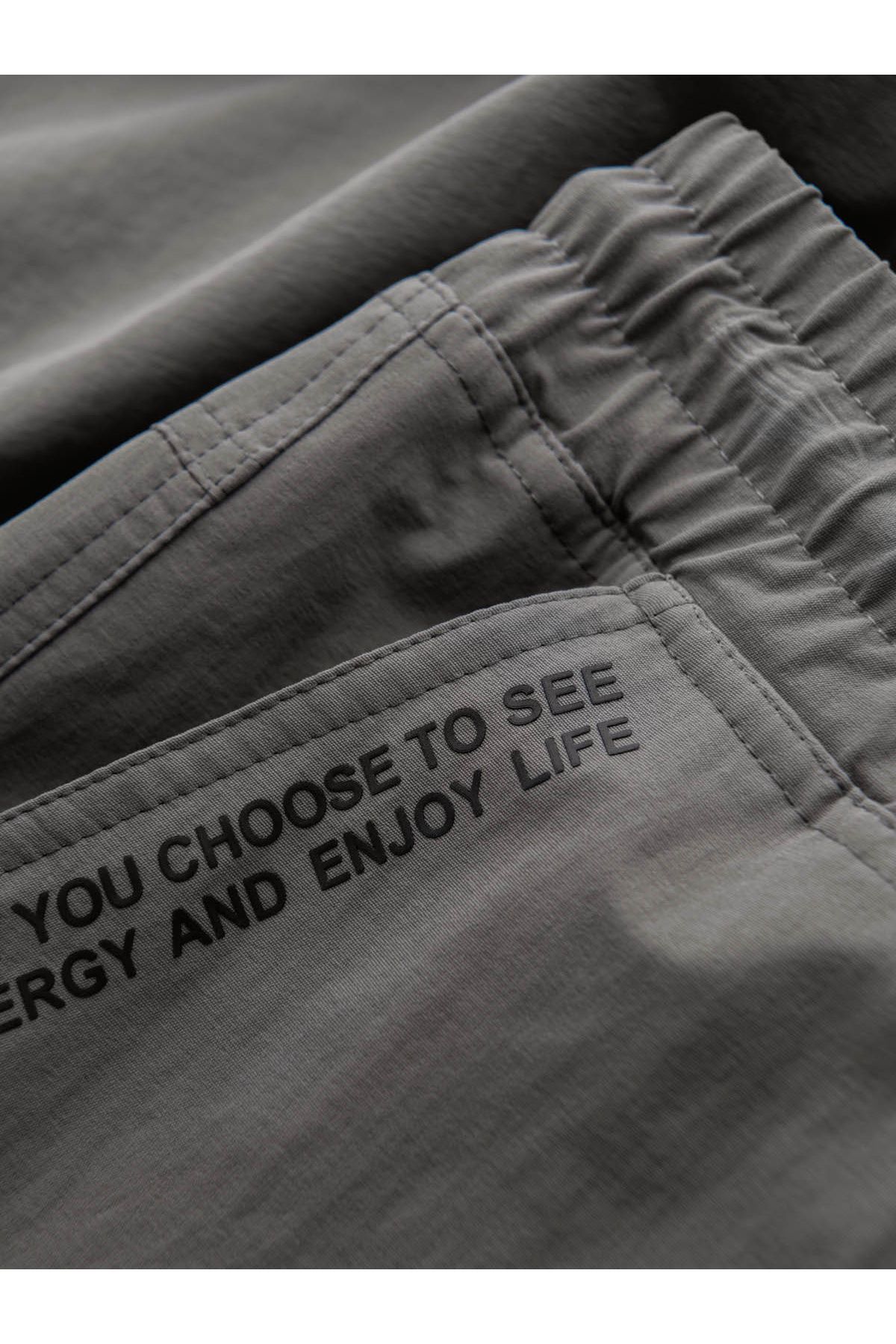 OMBRE-Men's jogger pants with cargo pockets and print - gray V4 OM-PAJO-0200 L 8