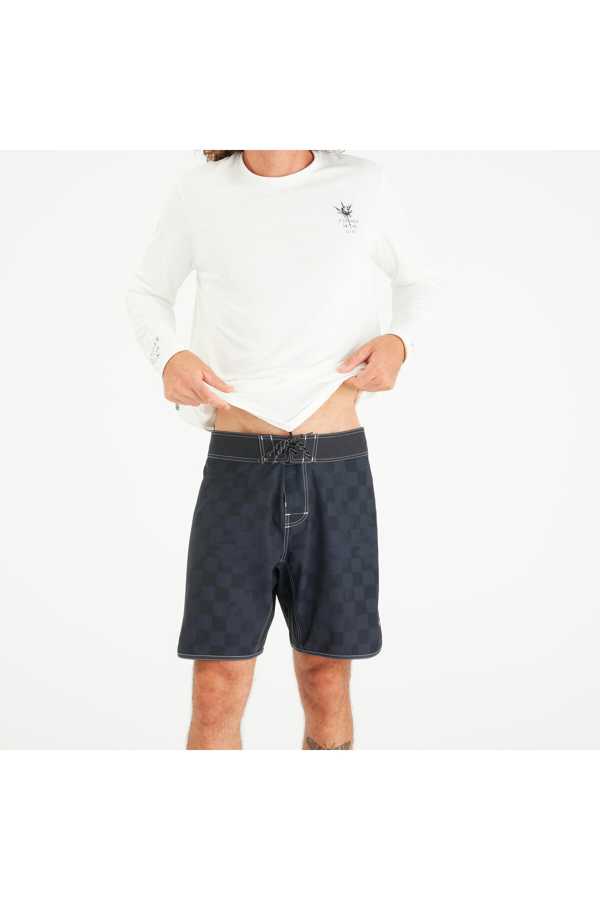 Decathlon Olaian Erkek Standart Kalıp Uzun Kollu Uv Korumalı Tişört - Beyaz - Çiçekli görsel 4