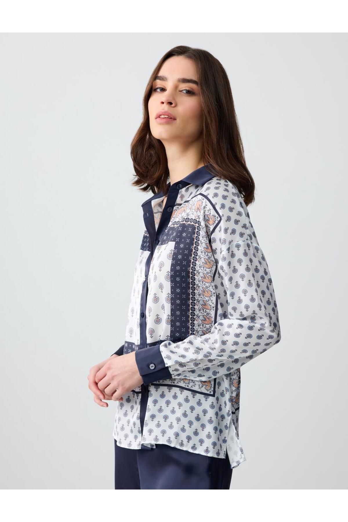 Jimmy Key-Patterned Straight Cut Ethnic Patterned Woven Satin Shirt 3