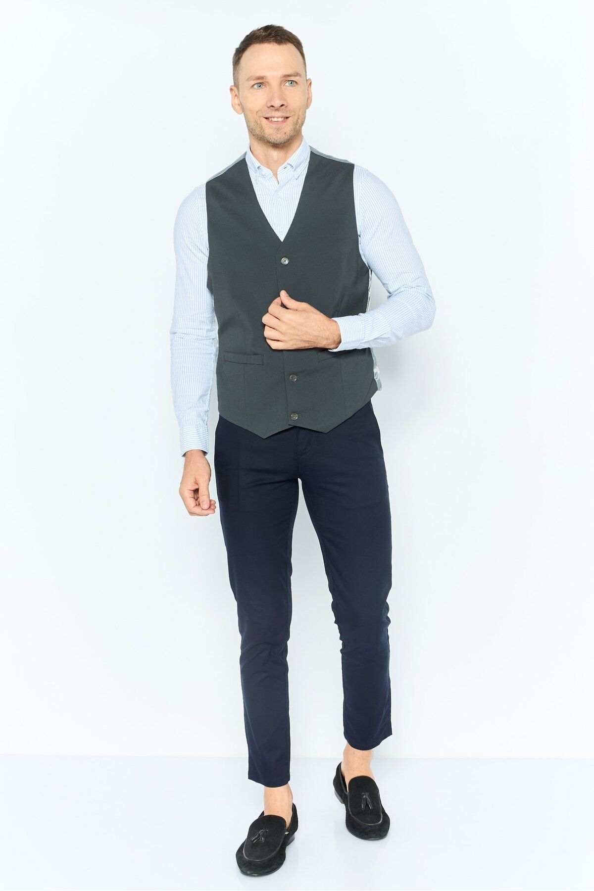 complete the look image