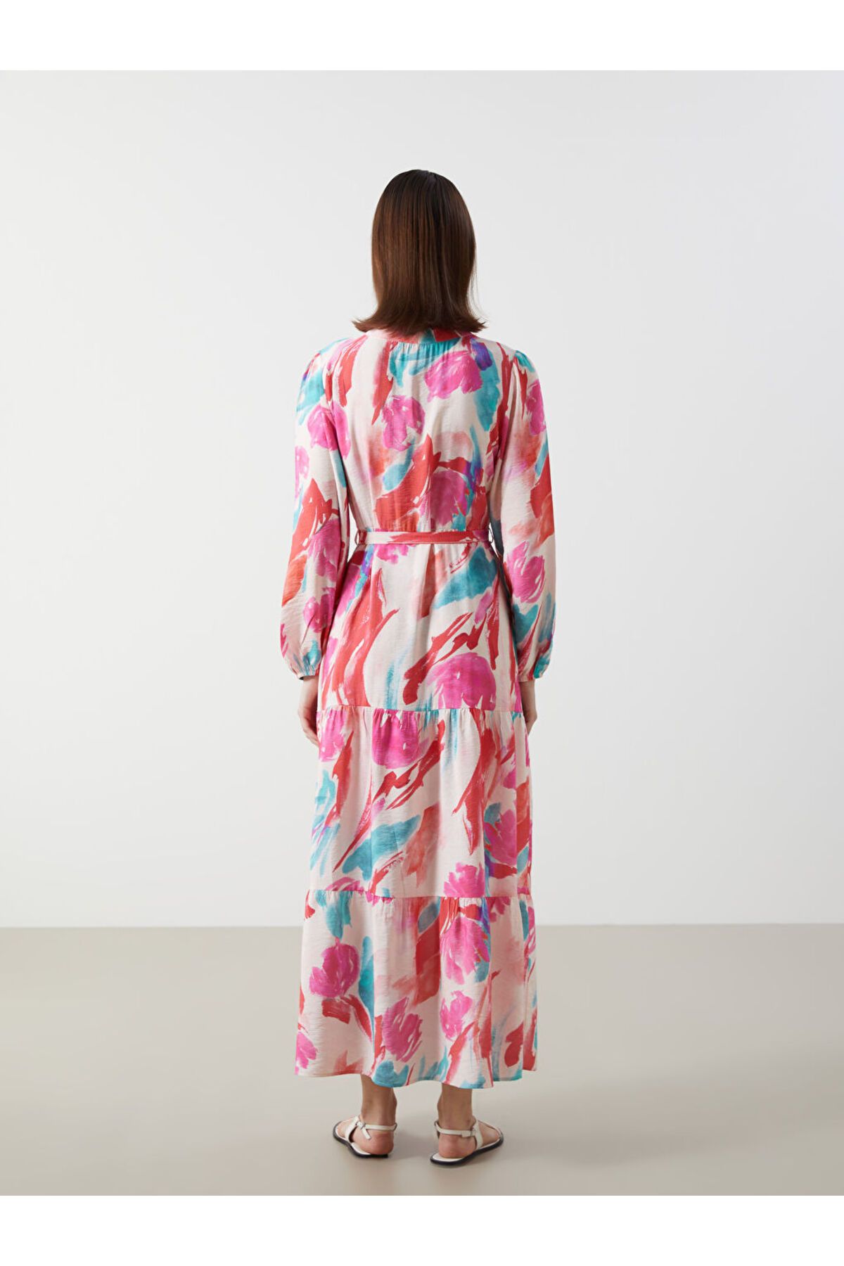 LC Waikiki-Γυναικείο φόρεμα με σχέδιο LCW Modest Judge 4