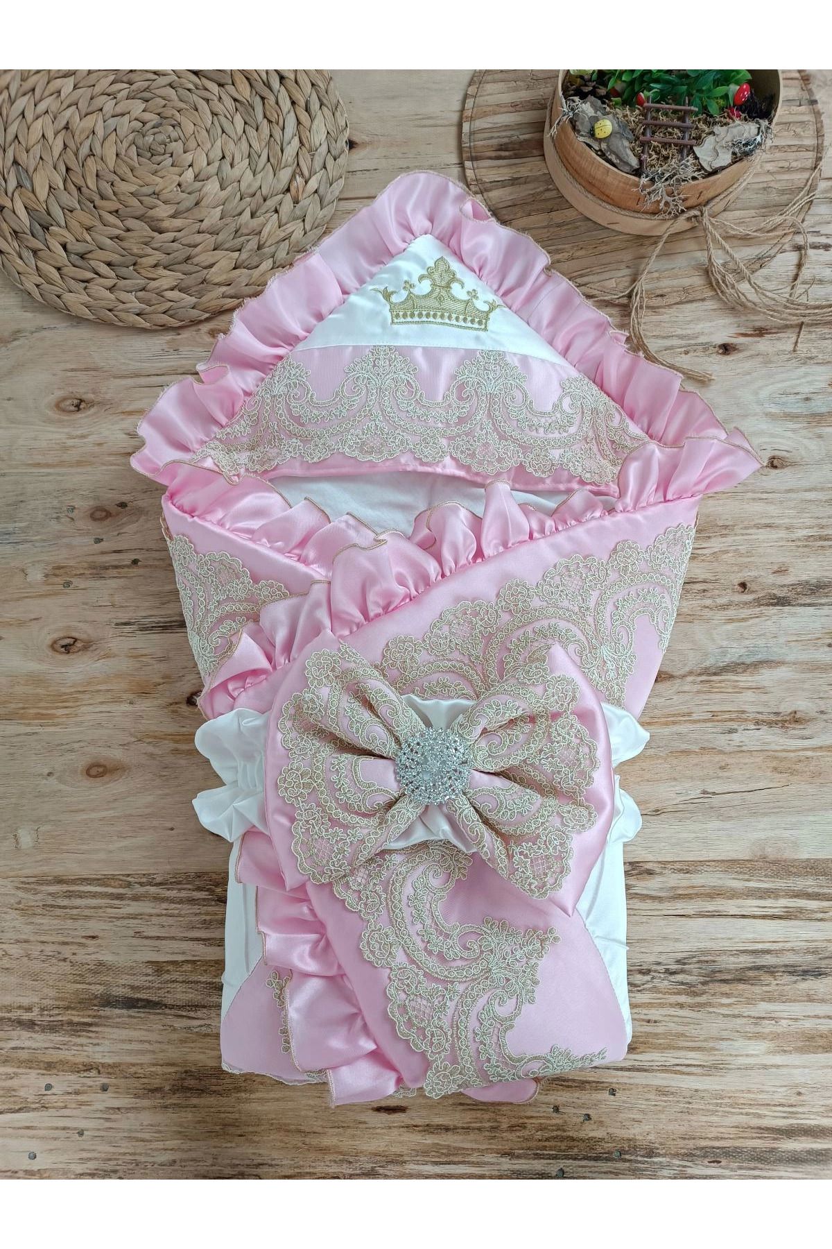 Ecenaz Yenidoğan Grand Lüks Kelebek Ağır Güpür İşlemeli Şapkalı Bebek Battaniyesi Kundak Pembe