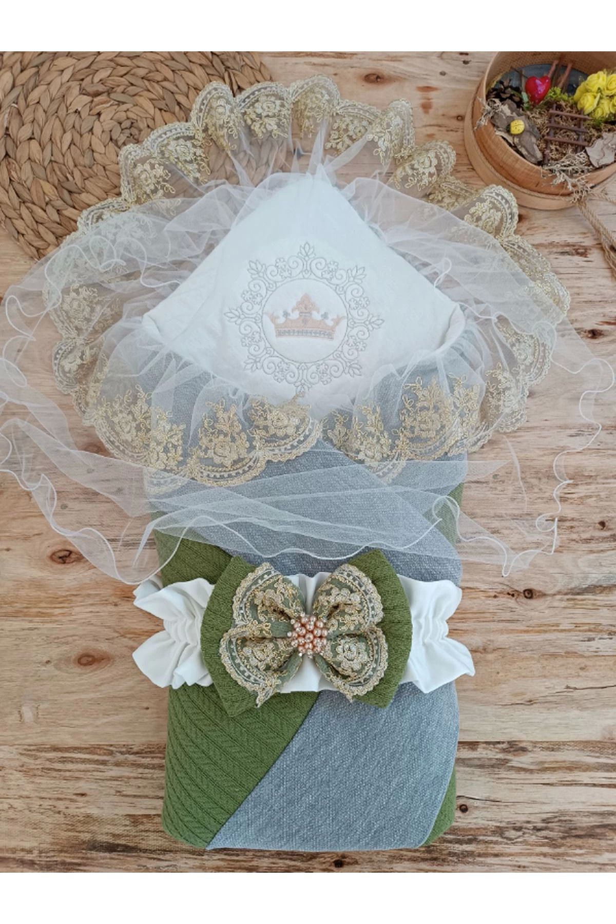 Ecenaz Yenidoğan Teri Cotton Taç Nakışlı Prizma Taş Kundak Bebek Battaniyesi Yeşil