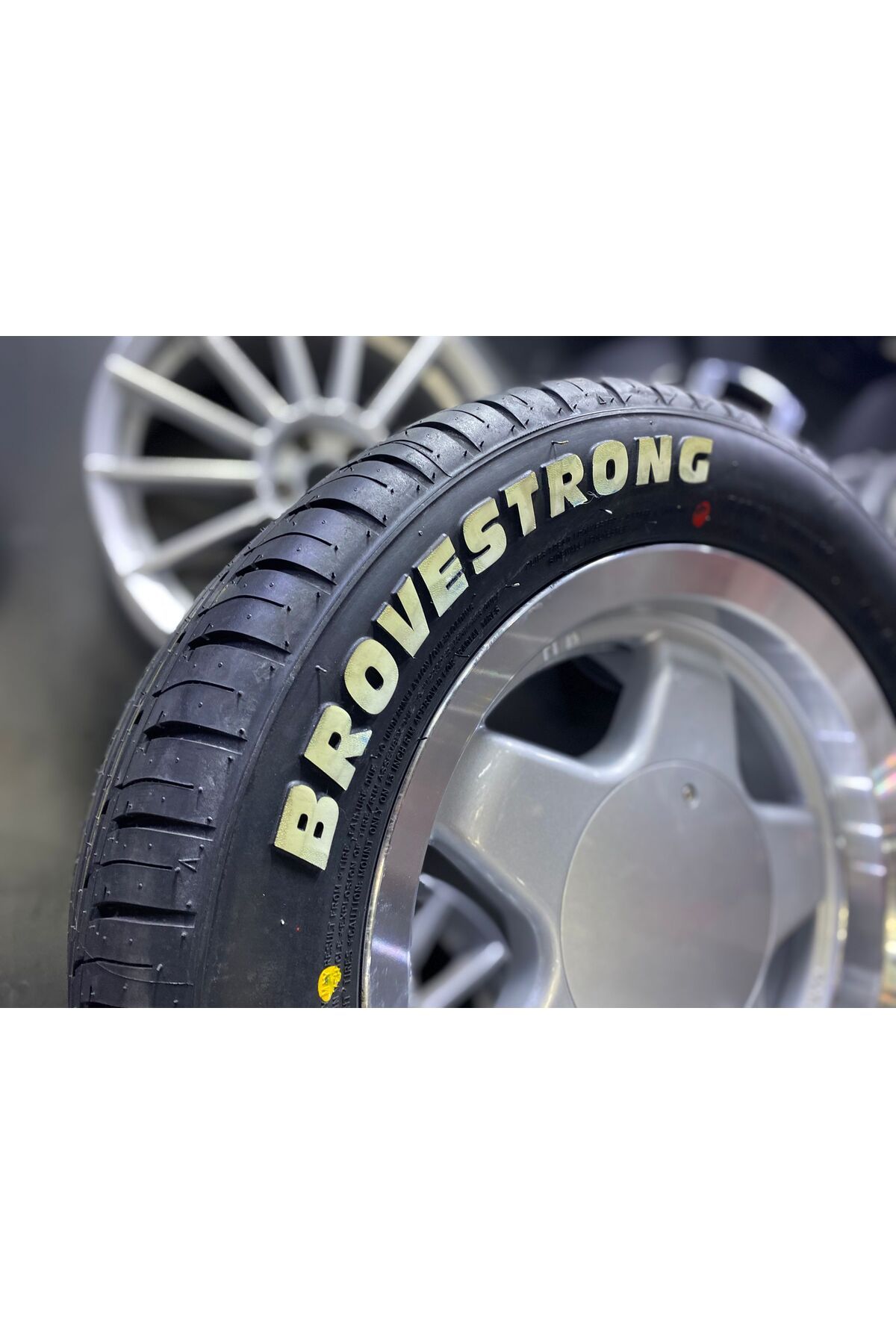 Brovestrong 215/50r13 BROVESTRONG BEYAZ YAZILI LASTIK (SADECE LASTİKLERDİR VE 4 ADET FİYATIDIR)