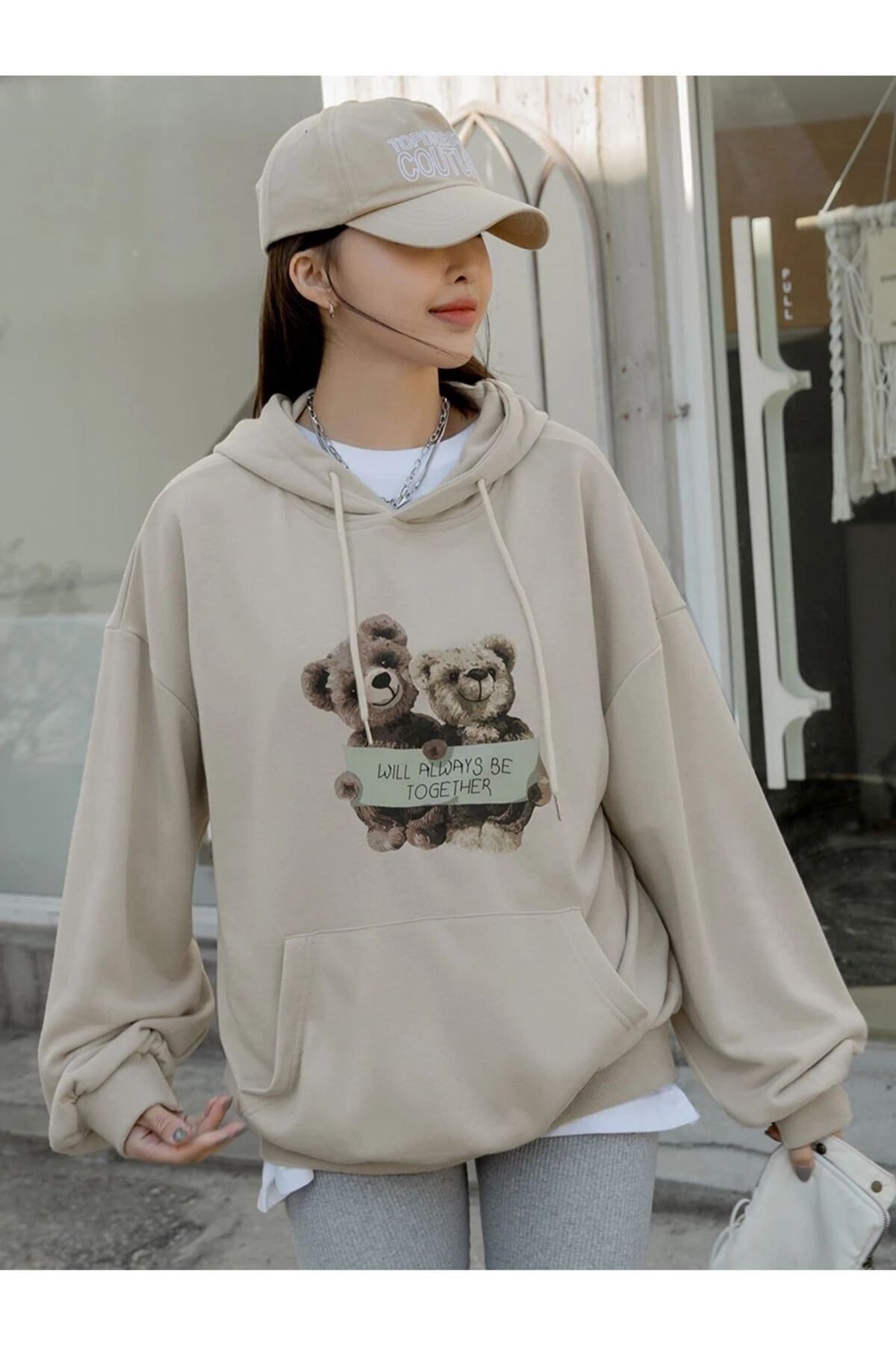 GIANTSTORE Kadın Bej Wıll Always Be Together Çift Ayıcık Baskılı Oversize Sweatshirt