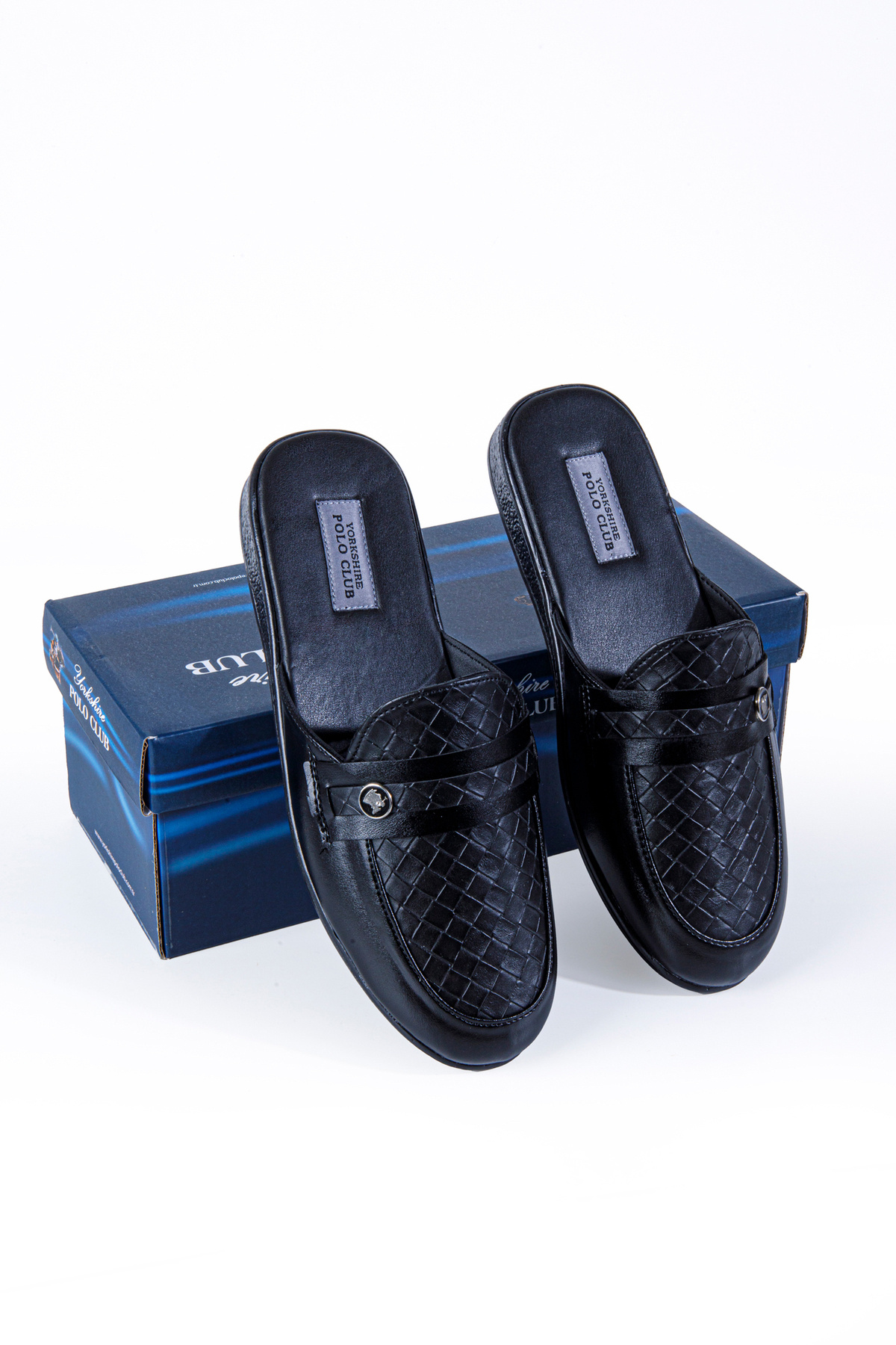 Yorkshire Polo Club-Black Home Guest Dowry Bundle and Groom Slippers 3