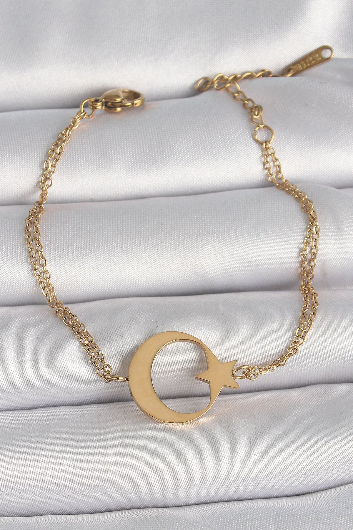 MMB Boutique 316L Çelik Gold Renk Ay Yıldız Model Kadın Bileklik