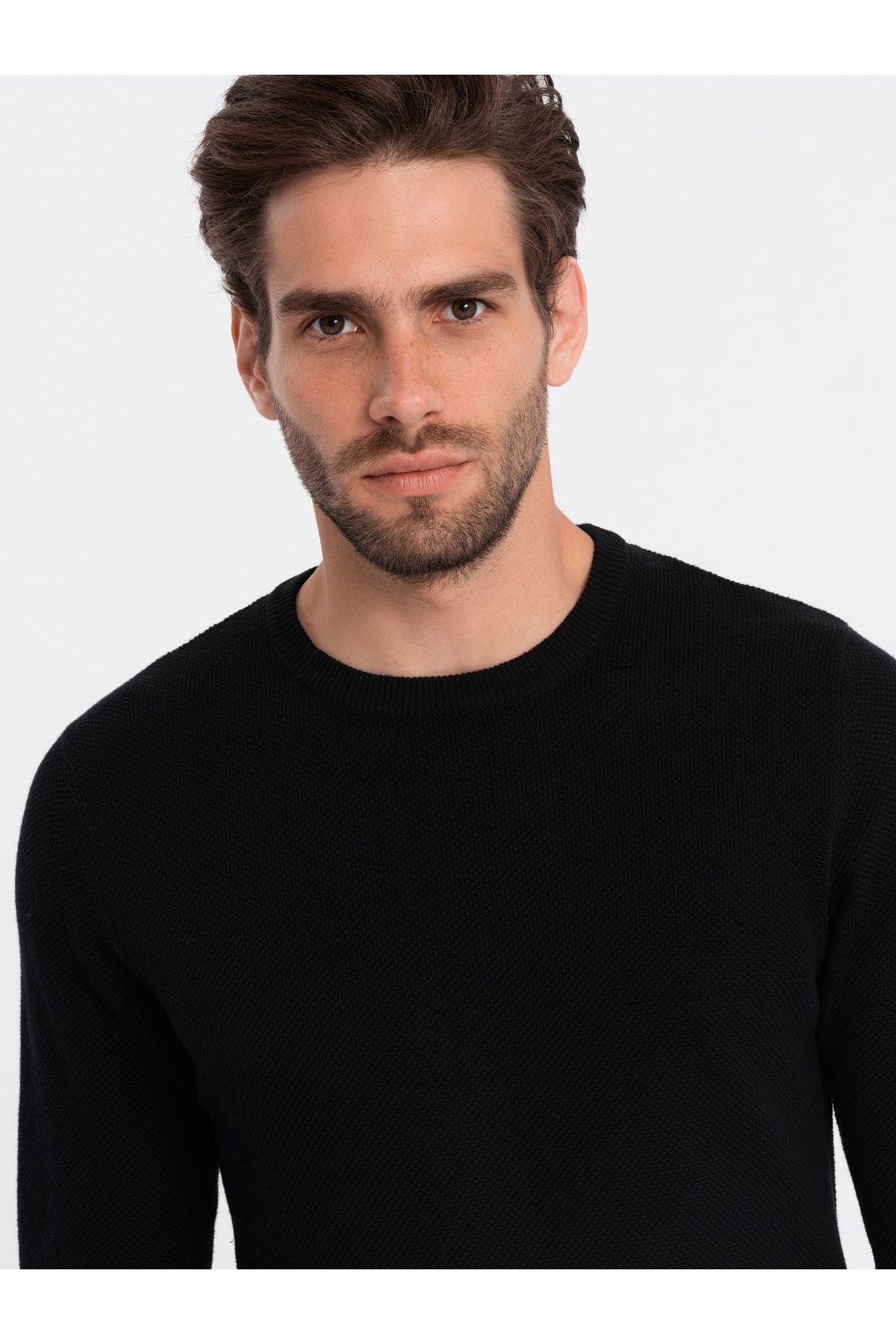 OMBRE-Strukturierter Herrenpullover mit halbrundem Ausschnitt - schwarz V4 OM-SWSW-0104 L 3