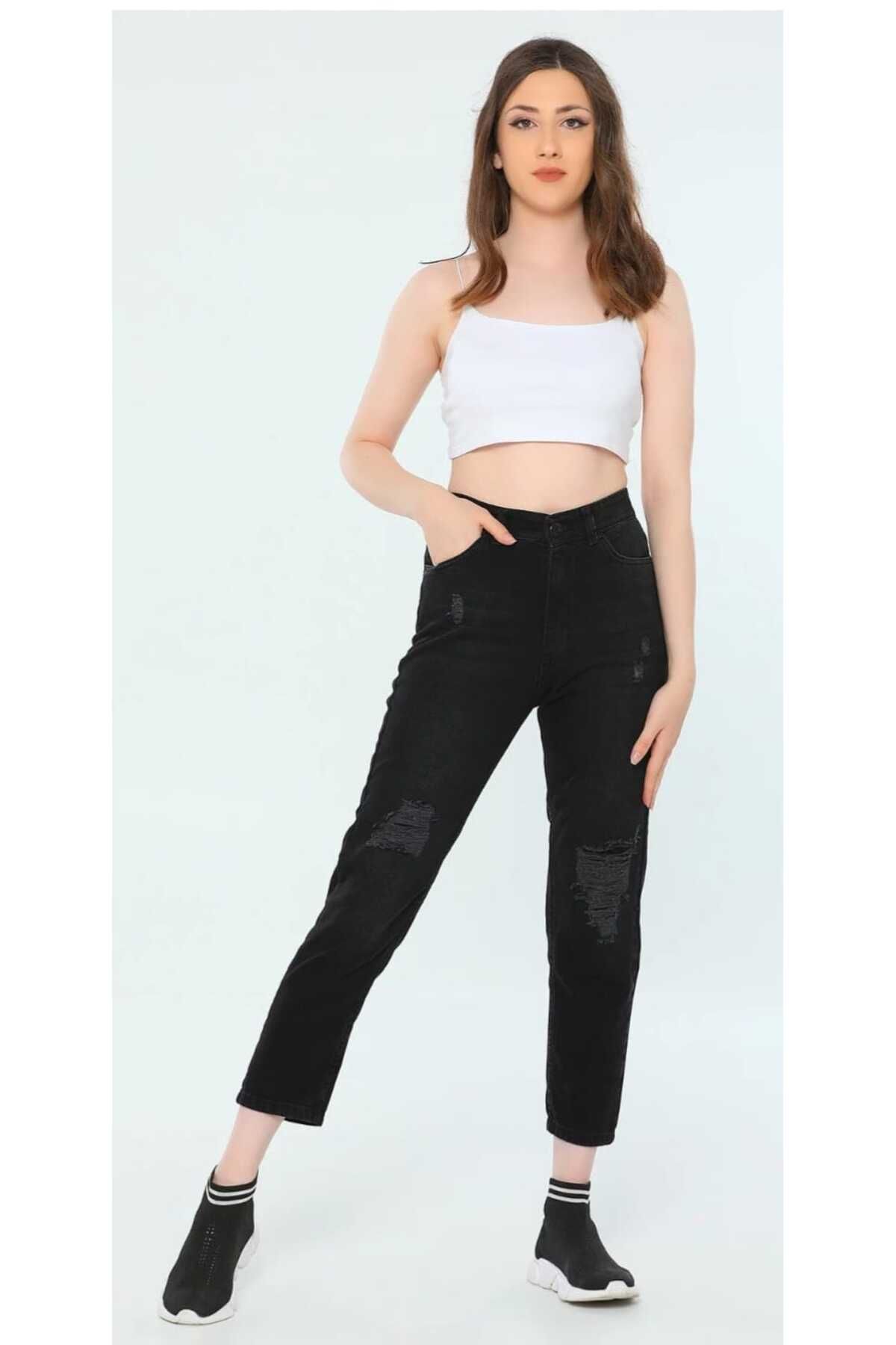 Pelin İÇ GÖSTERMEZ YIRTIK MOM JEANS (YAMALI)