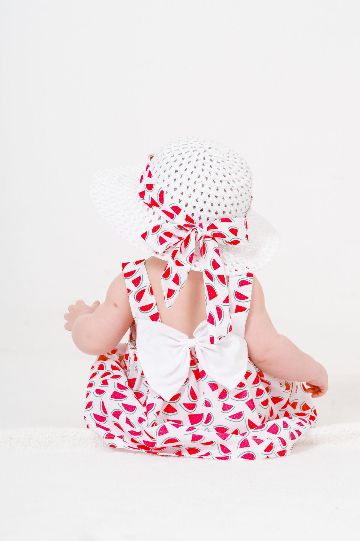 Chicsy Baby Tatlı Karpuz Desenli Şapkalı Fiyonklu Kız Bebek Elbisesi fotoğrafı 3 (önizleme)