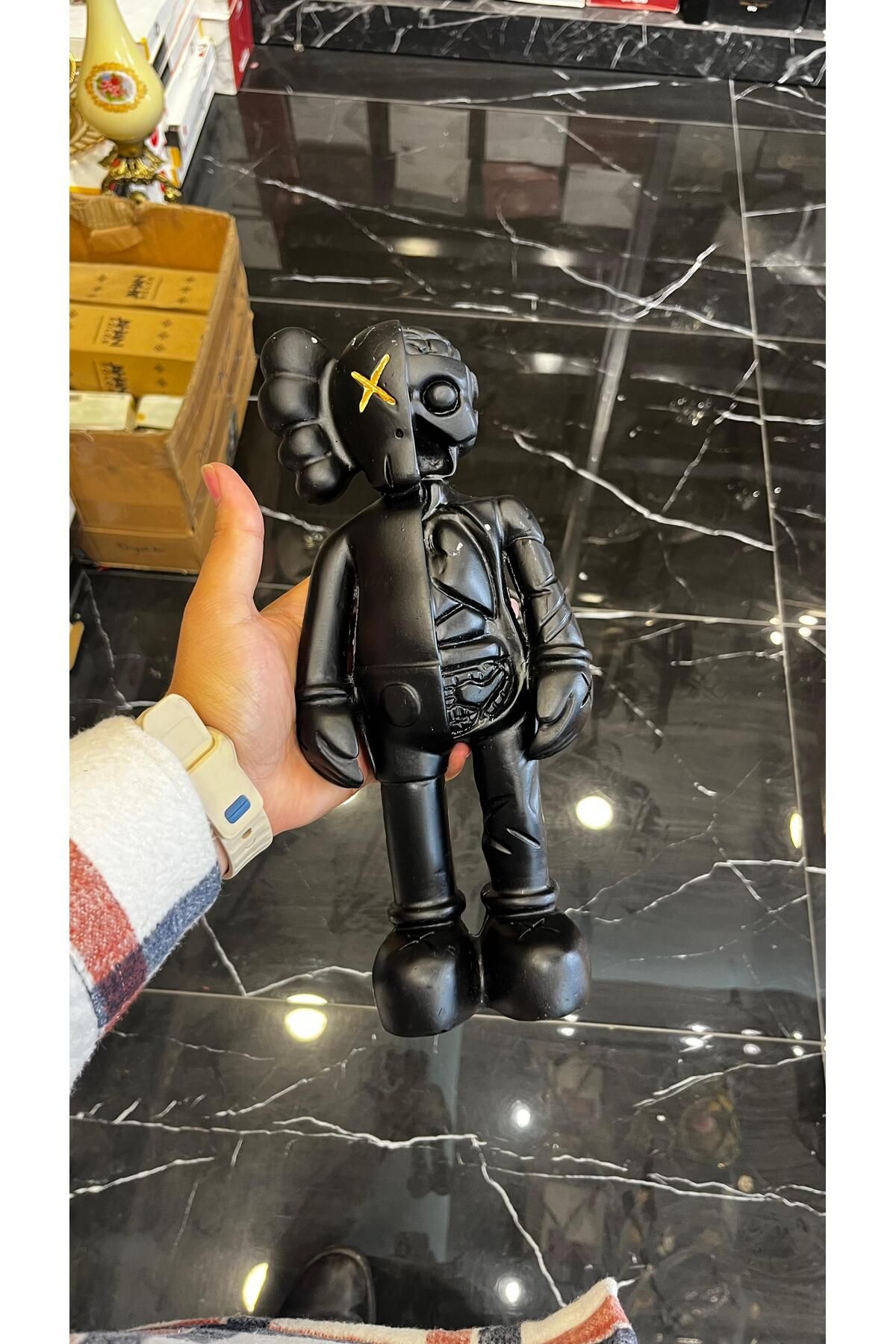 brow KAWS BLACK Companion Figür Büyük Boy 27CM