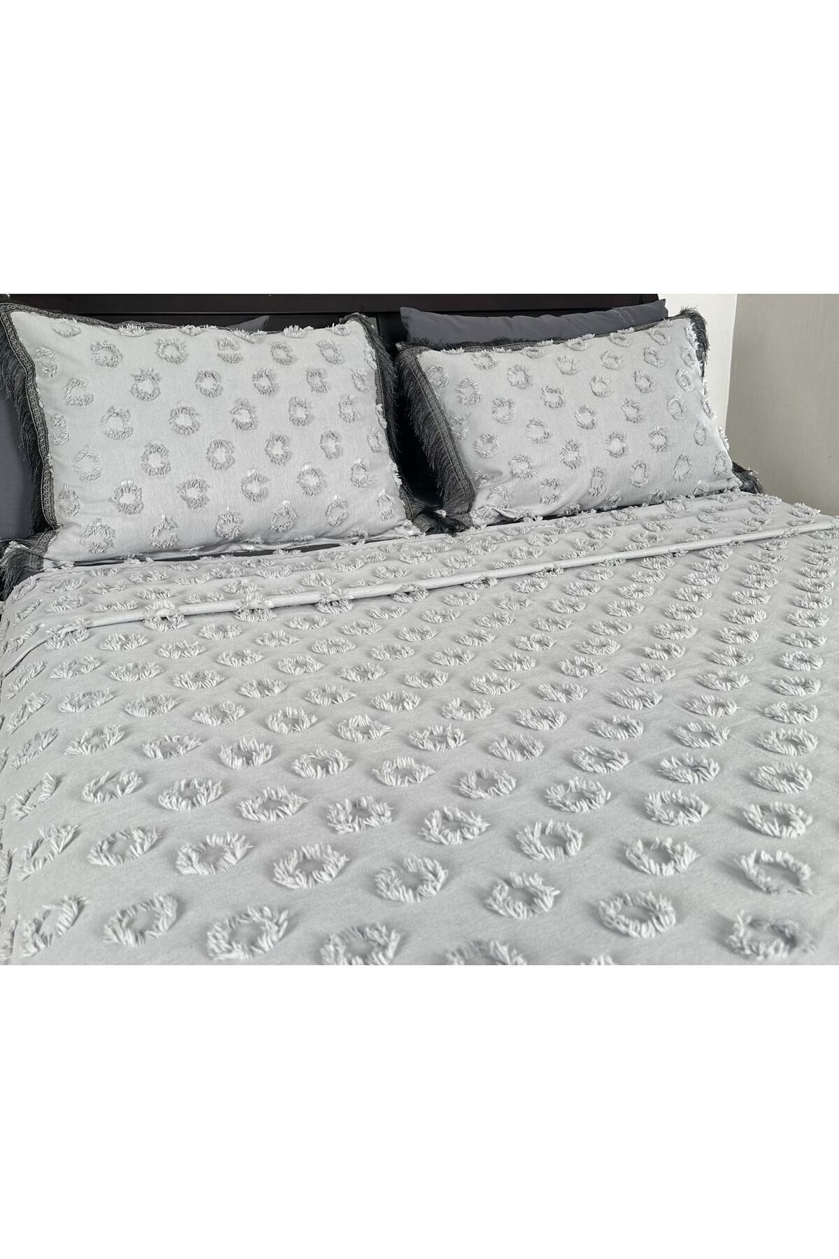 VİP ZERON HOME FASHIONS-Round Patterned Gray Double Pique Set Meeting of Modern Design and Quality 3