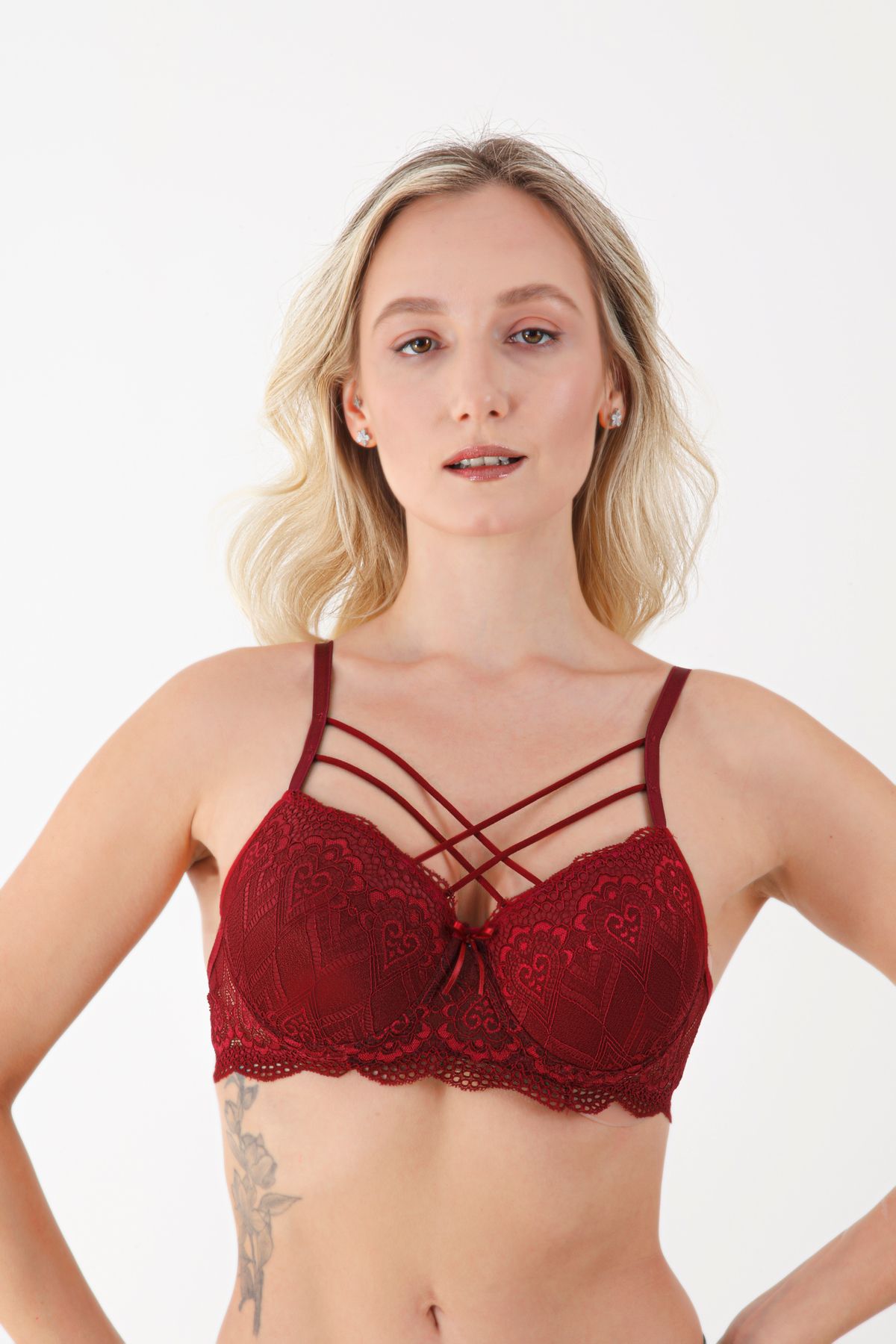 minerve lingerie Kadın Bordo Dantelli Dolgulu Balenli Çapraz Ipli Sütyen