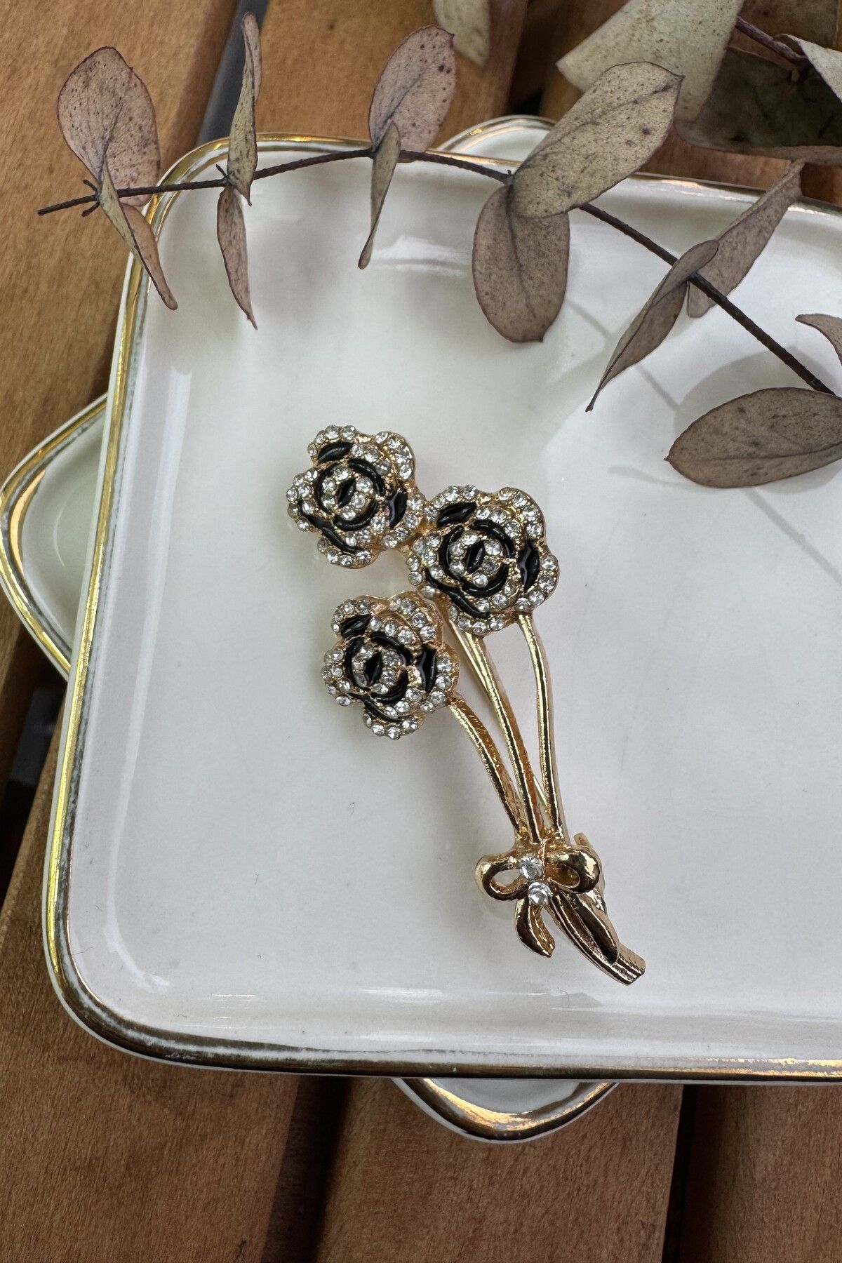 AURA ATELIER Vintage Üçlü Gül Broş Gold