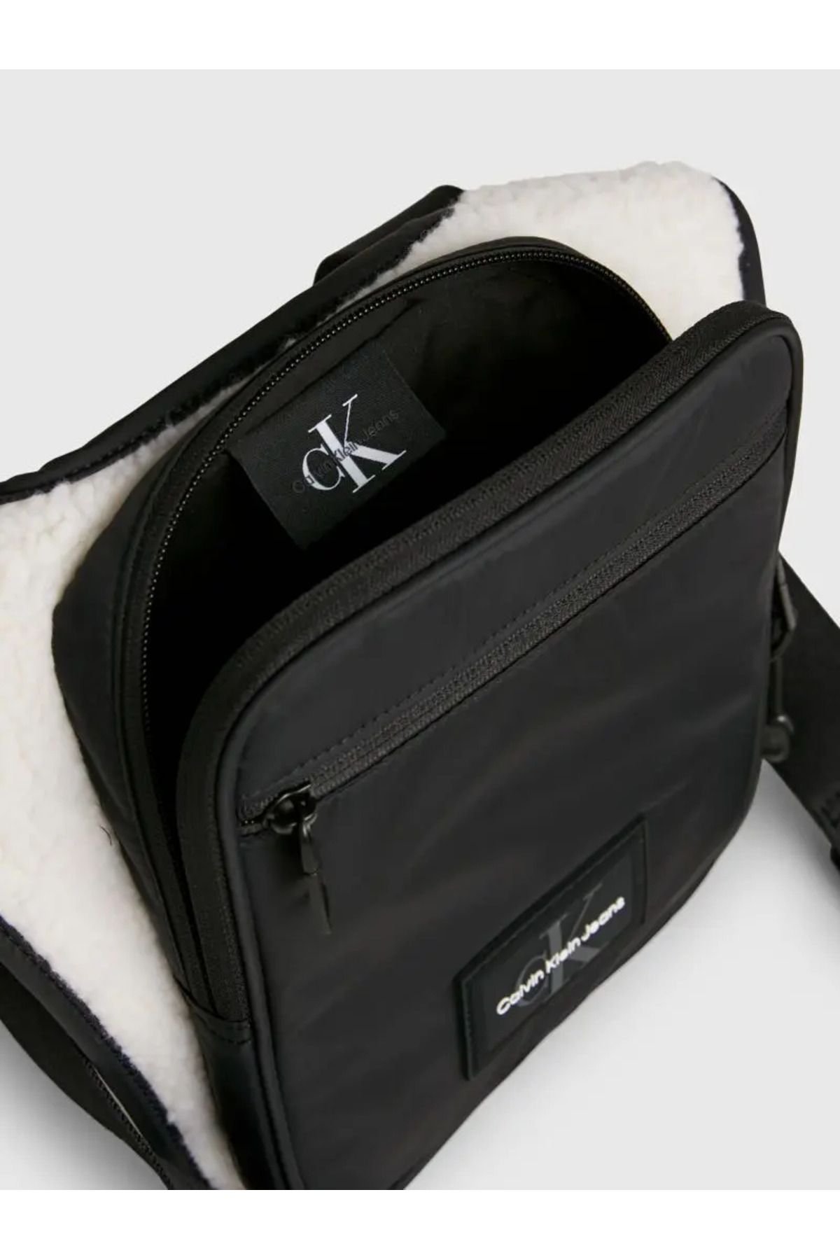 Calvin Klein-Shoulder Bag - Black - Mix 2