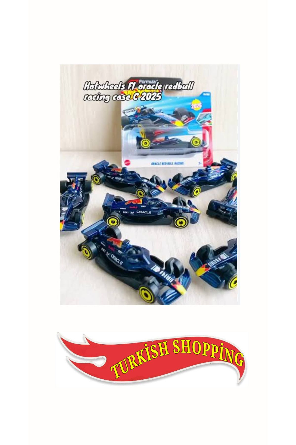 HOT WHEELS 2025 Case 1:64 Oracle Red Bull Racing Formula