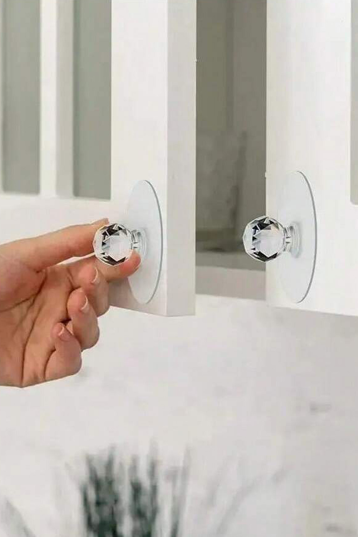 Ganjem-Furniture Drawer Handle 4 Pieces Crystal Look Door Window Handle Non-Marking Adhesive Handle 8