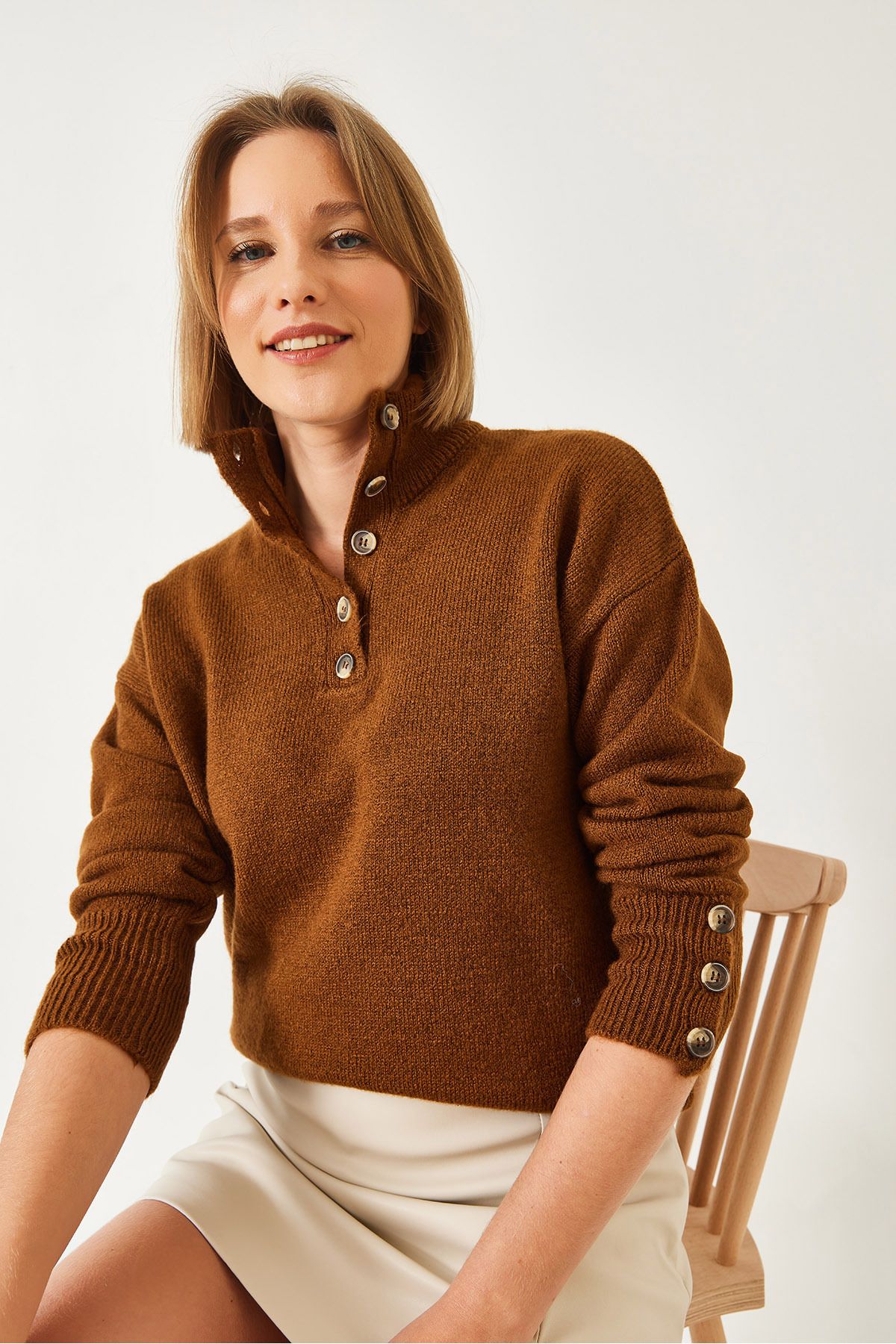 Bianco Lucci-Women's Sleeve Placket Sweater 20247587 3