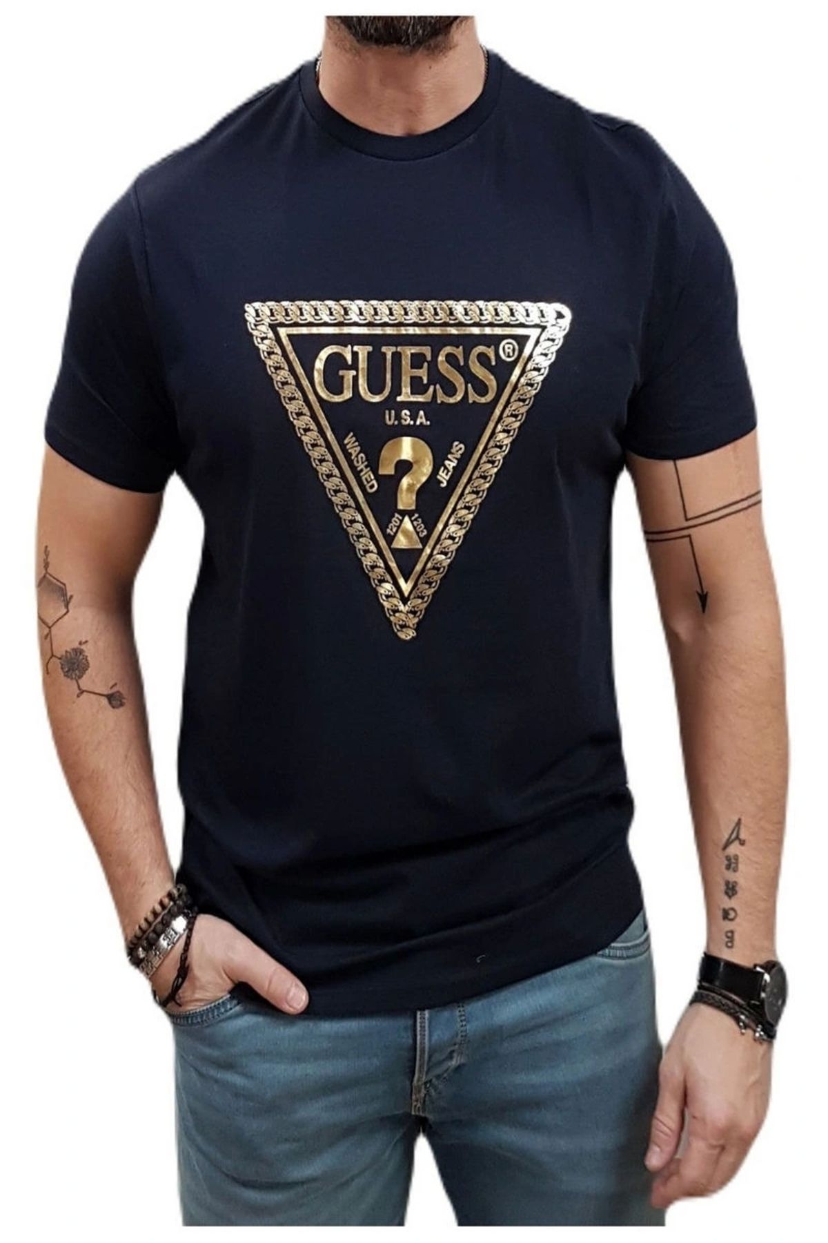 Guess Erkek Lacivert Üçgen Logolu T-Shirt