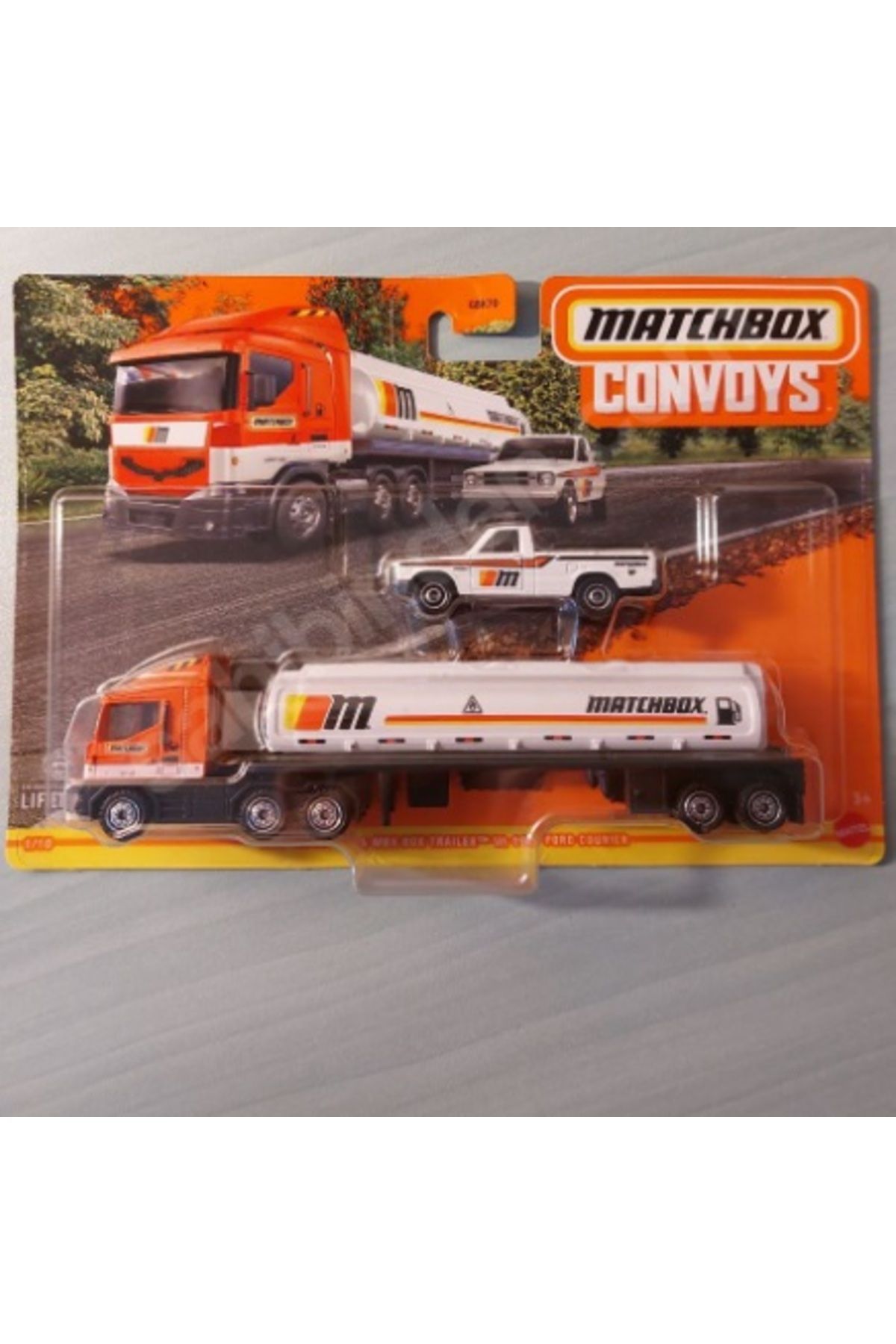 Online Matchbox Convoys Mbx Cabover & 1977 Ford Courier Set