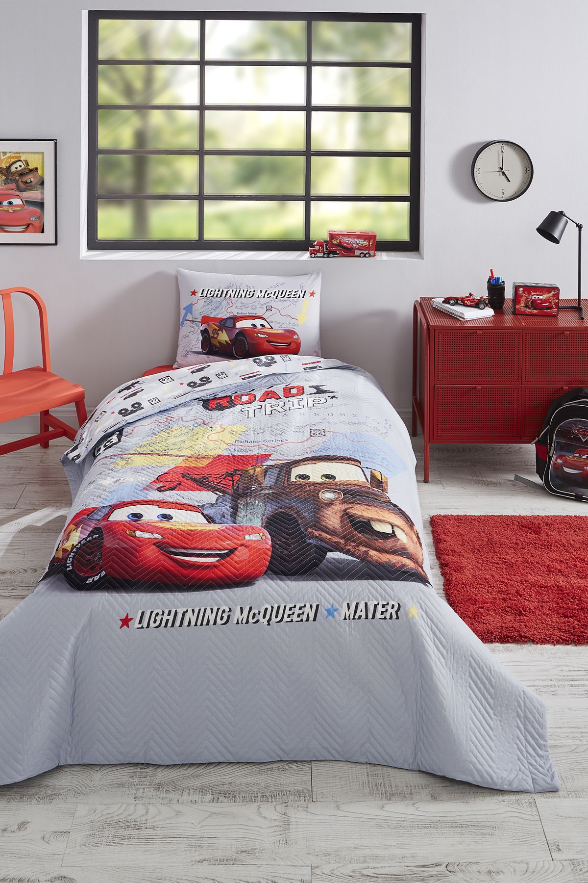 Özdilek Özdilek Cars On The Road Tek Kişilik Disney Lisanslı Lastikli Fitted Çarşaf Kapitone Çocuk Nevresim