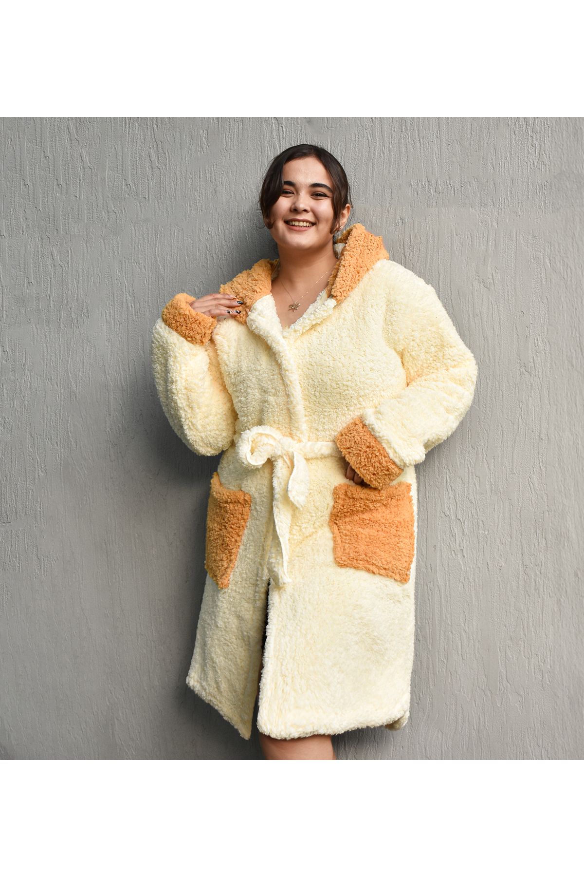 Özgüner Oyuncak-Women's Plush Dressing Gown – Soft and Warm, Winter Comfort 1