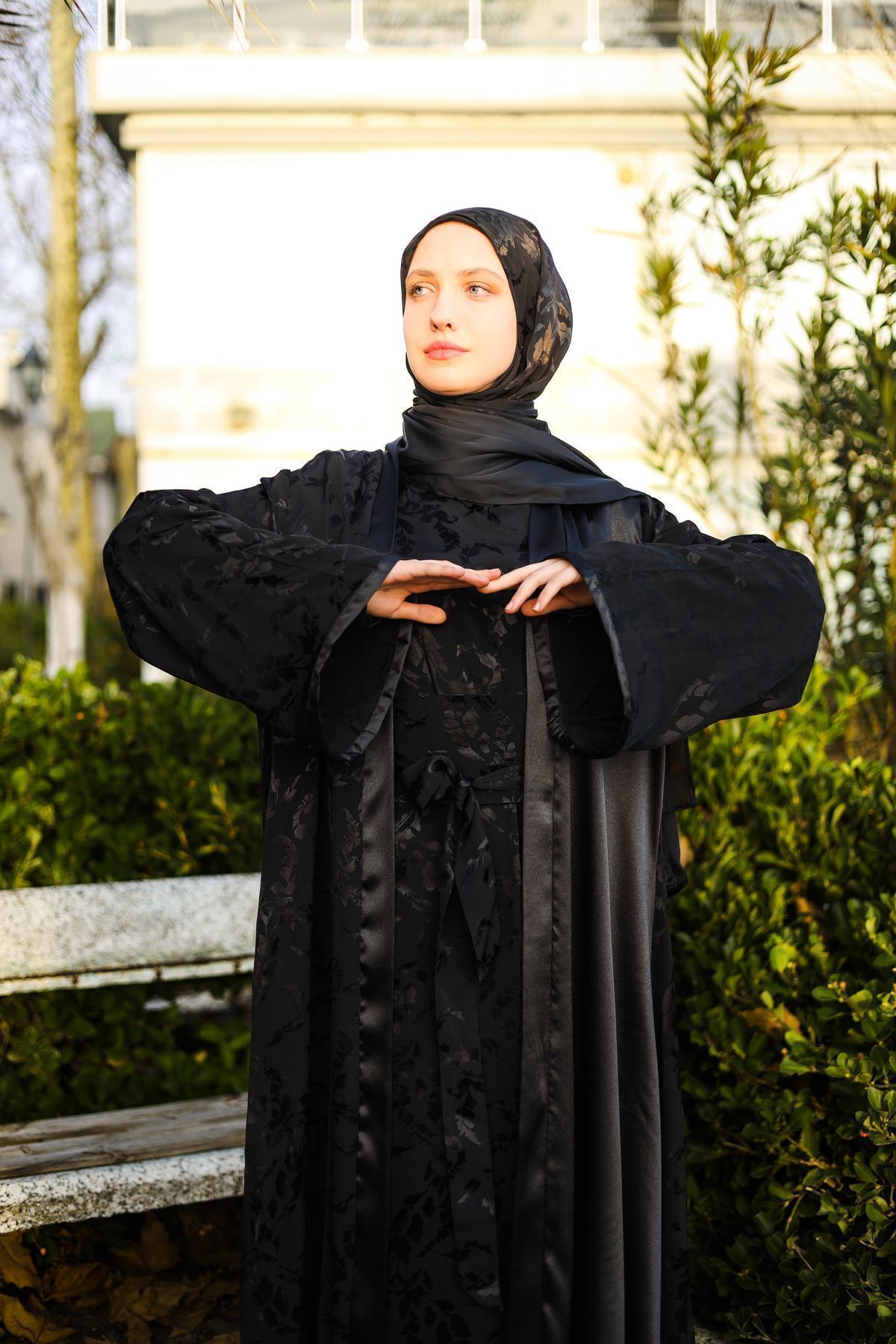 HARİKA WEAR Siyah Ipek Abaya Takımı