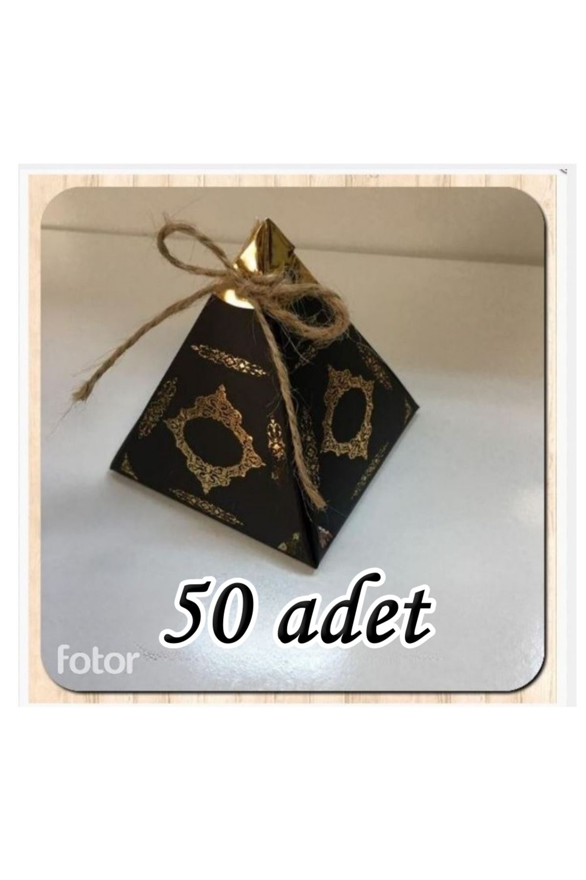 bizdenpastacılık Siyah Piramit Kutu (Gold Saray Desen) 50 Adet 6.5x6.5x7