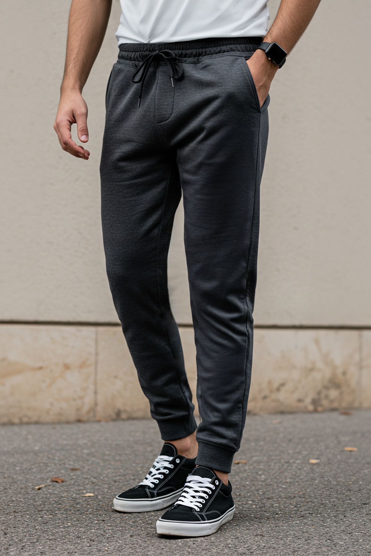 Trendyol Collection-Anthracite Rubber Leg Jogger Sweatpants - Regular Cut TMNSS20EA0053 1
