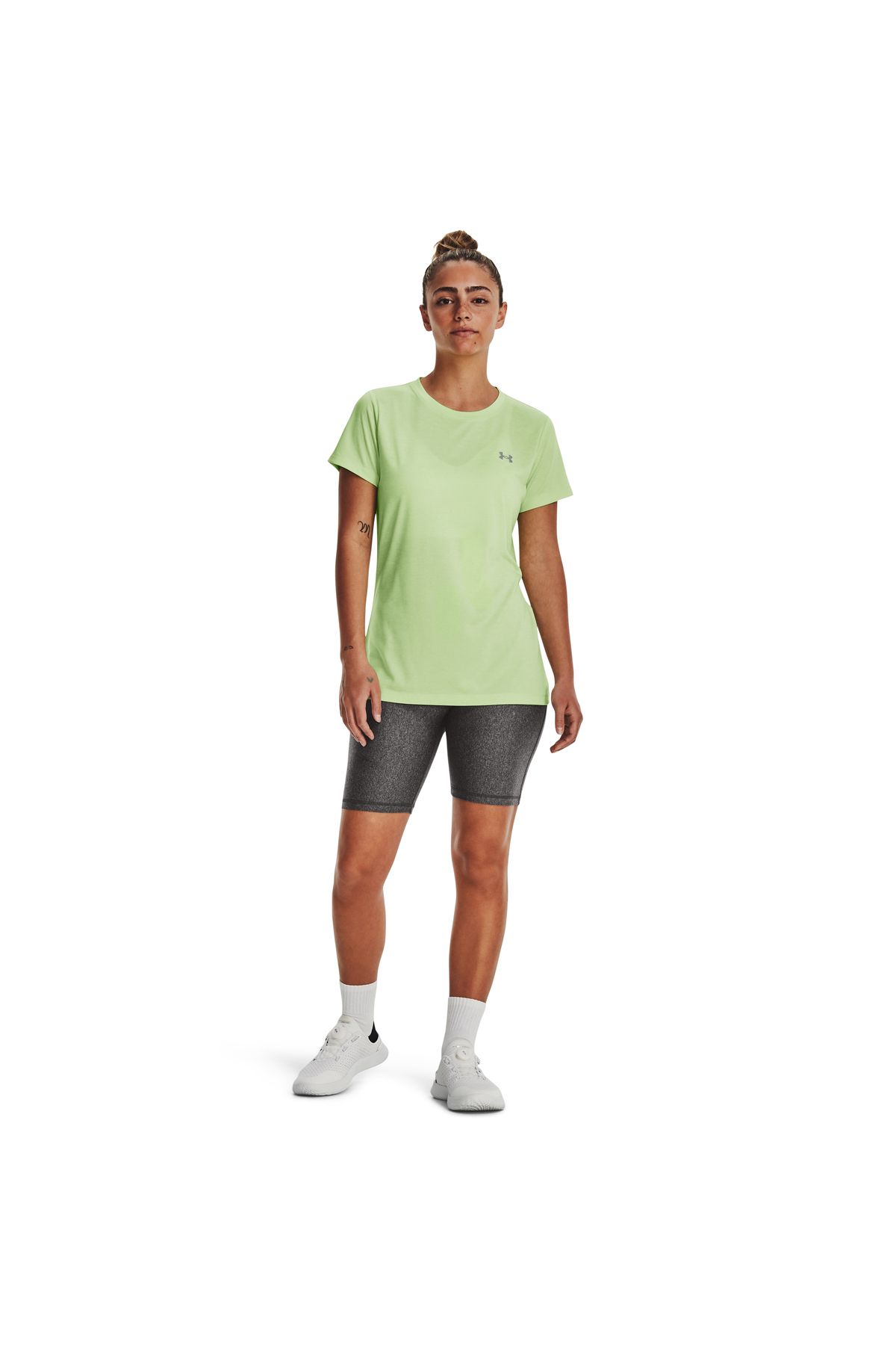 complete the look image
