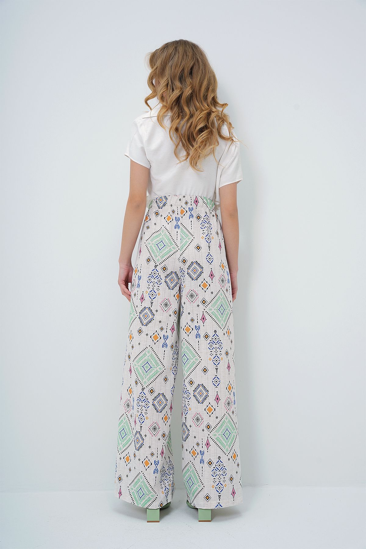 Trend Alaçatı Stili-Pantaloni de in pentru femei, verzi, cu model etnic, cu talie elastică ALC-X13631 6