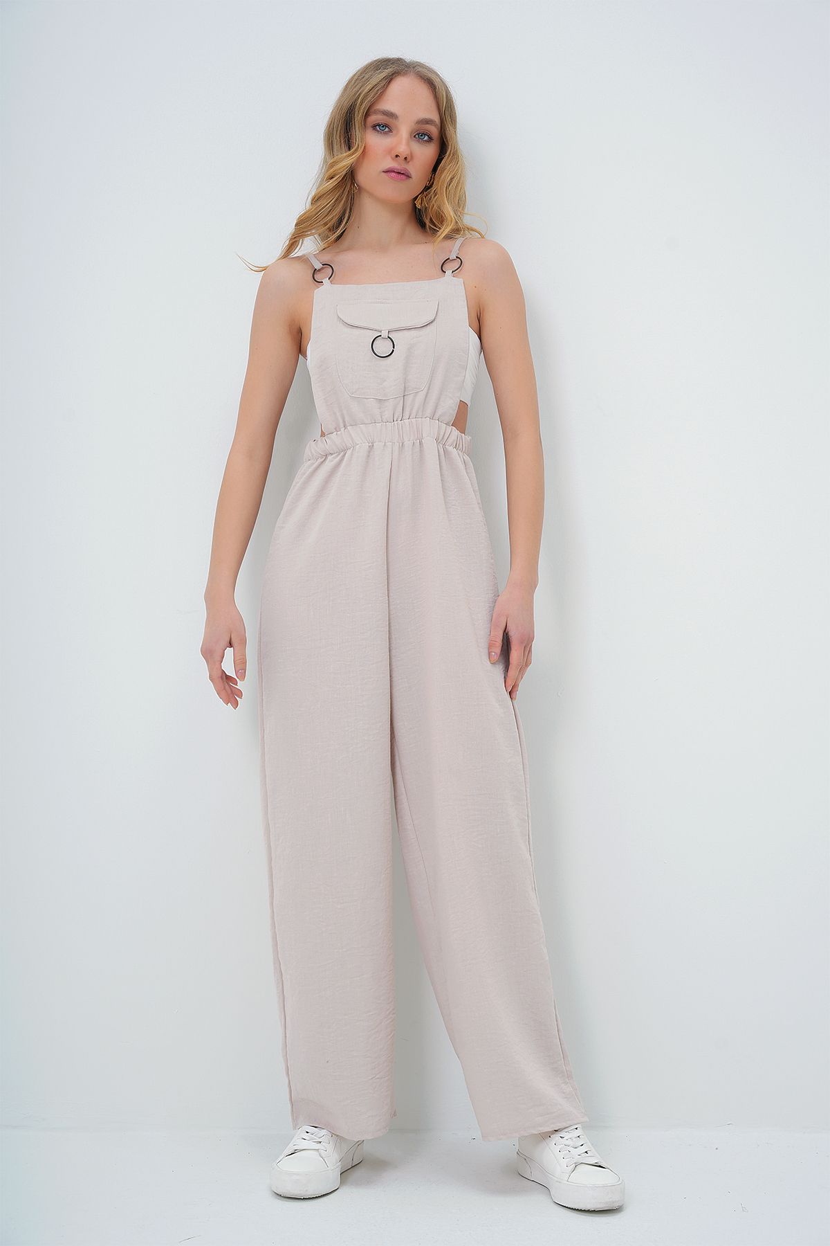 Trend Alaçatı Stili-Damen-Aerobin-Salopet-Hose ALC-X13581 mit Stone-Front-Taschen und Riemchendetail 5