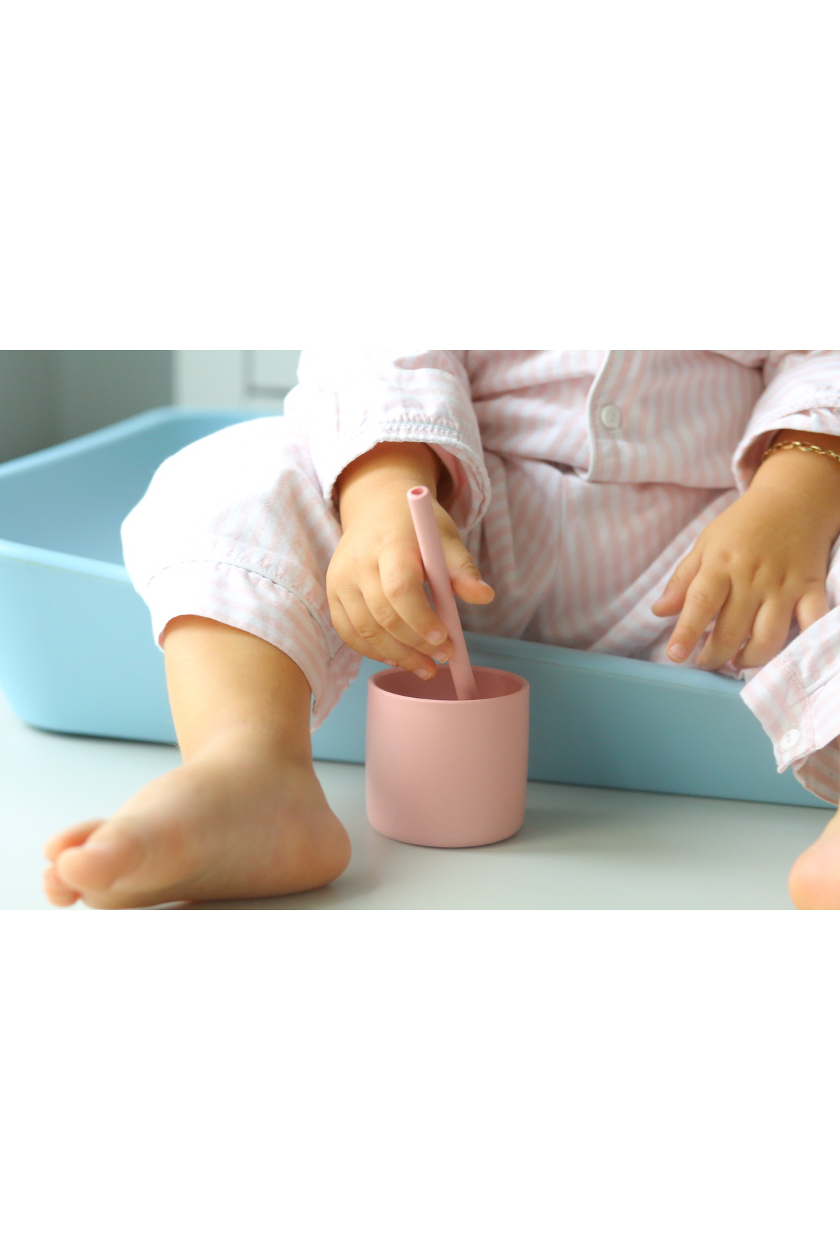 OiOi Silikon Mini Bardak Pinky Pink fotoğrafı 4 (önizleme)