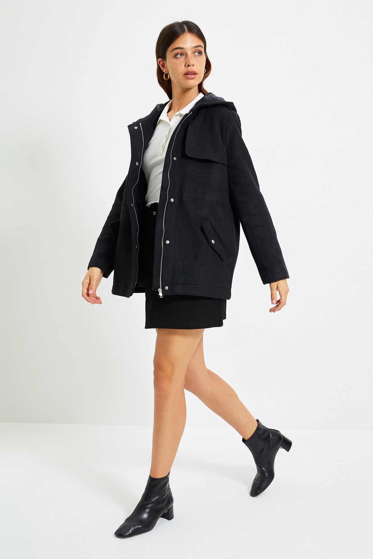 Trendyol Collection-Palton negru cu glugă, cu fermoar, ștampilă TWOAW21KB0015 6