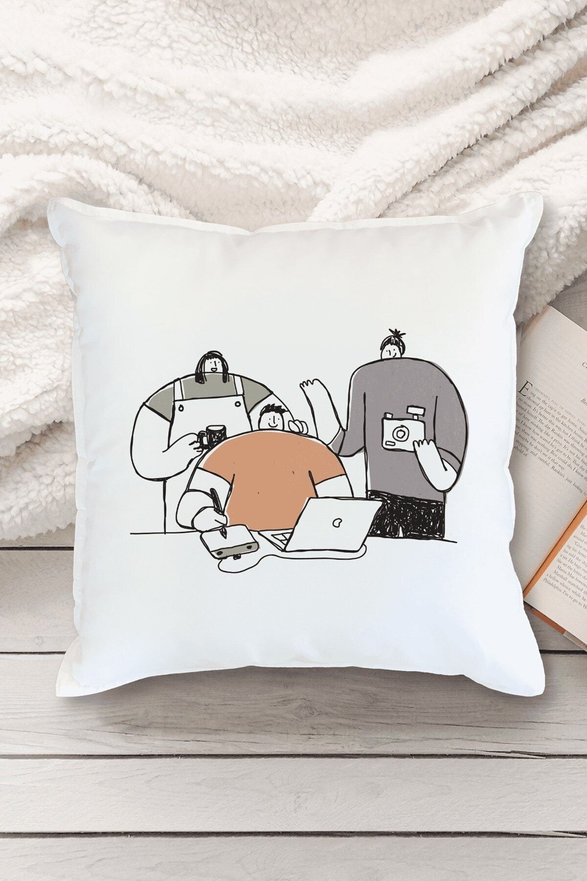 Yaprak Hediyelik-Newspapers Press Feast Designed Pillow 2