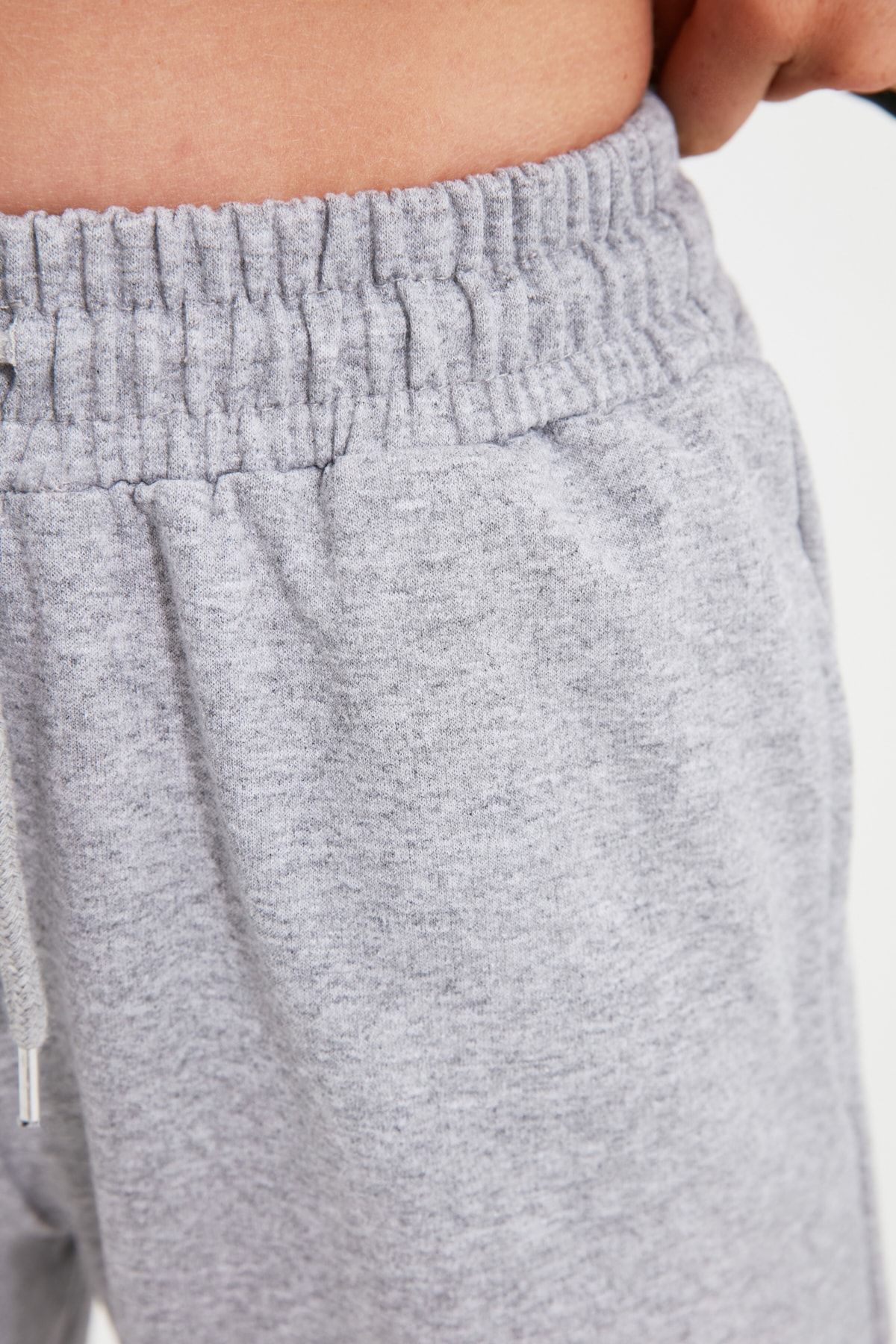 Trendyol Collection-Graue Basic Jogger Dünne Strick-Jogginghose TWOAW21EA0194 4