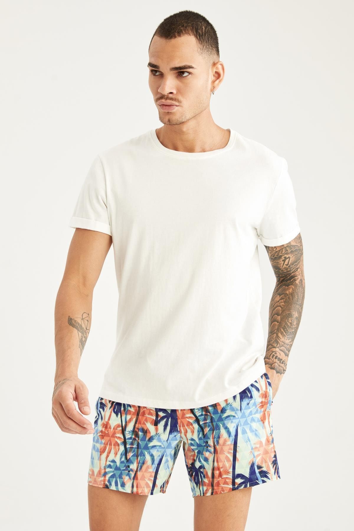 complete the look image