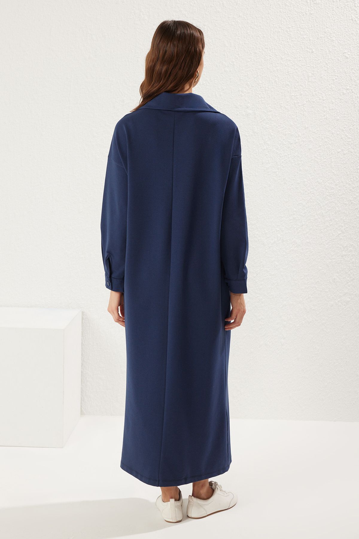 Trendyol Modest-Πλεκτό φόρεμα με κουμπιά Indigo Pocket TCTAW25EB00082 5